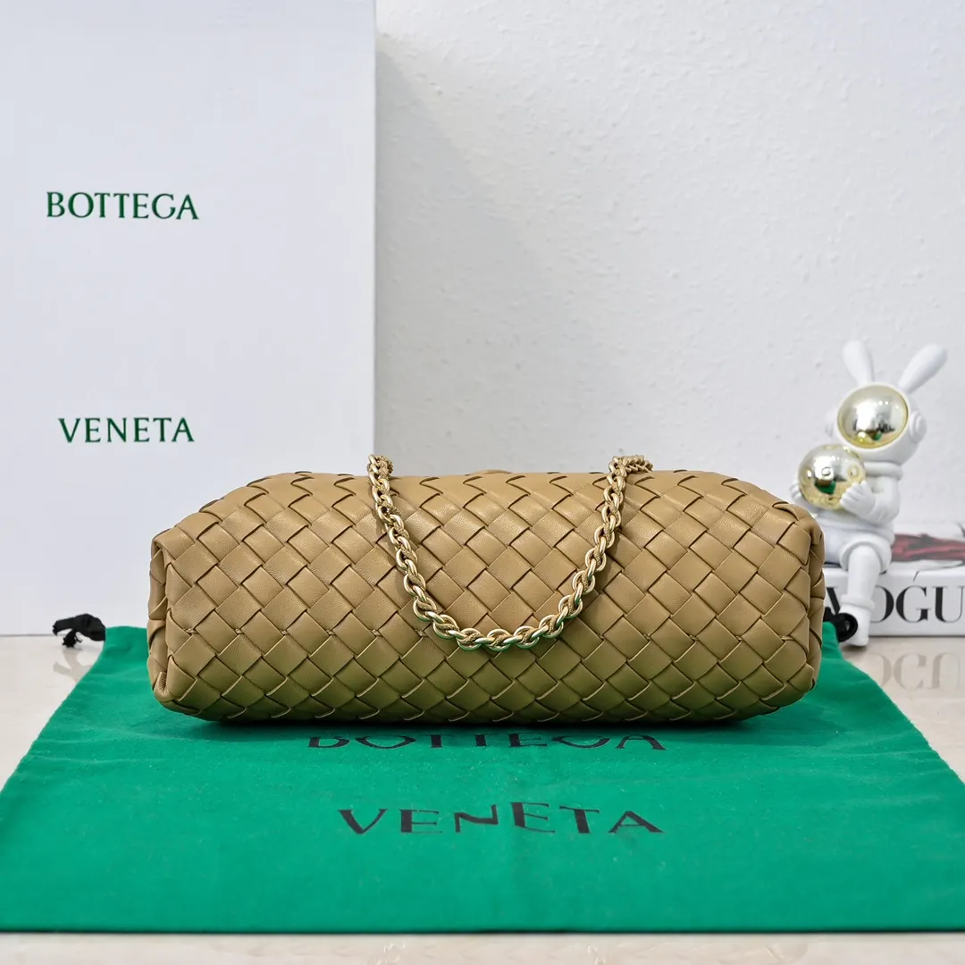 Bottega Veneta 羊皮 鏈條包 精致鏈條款