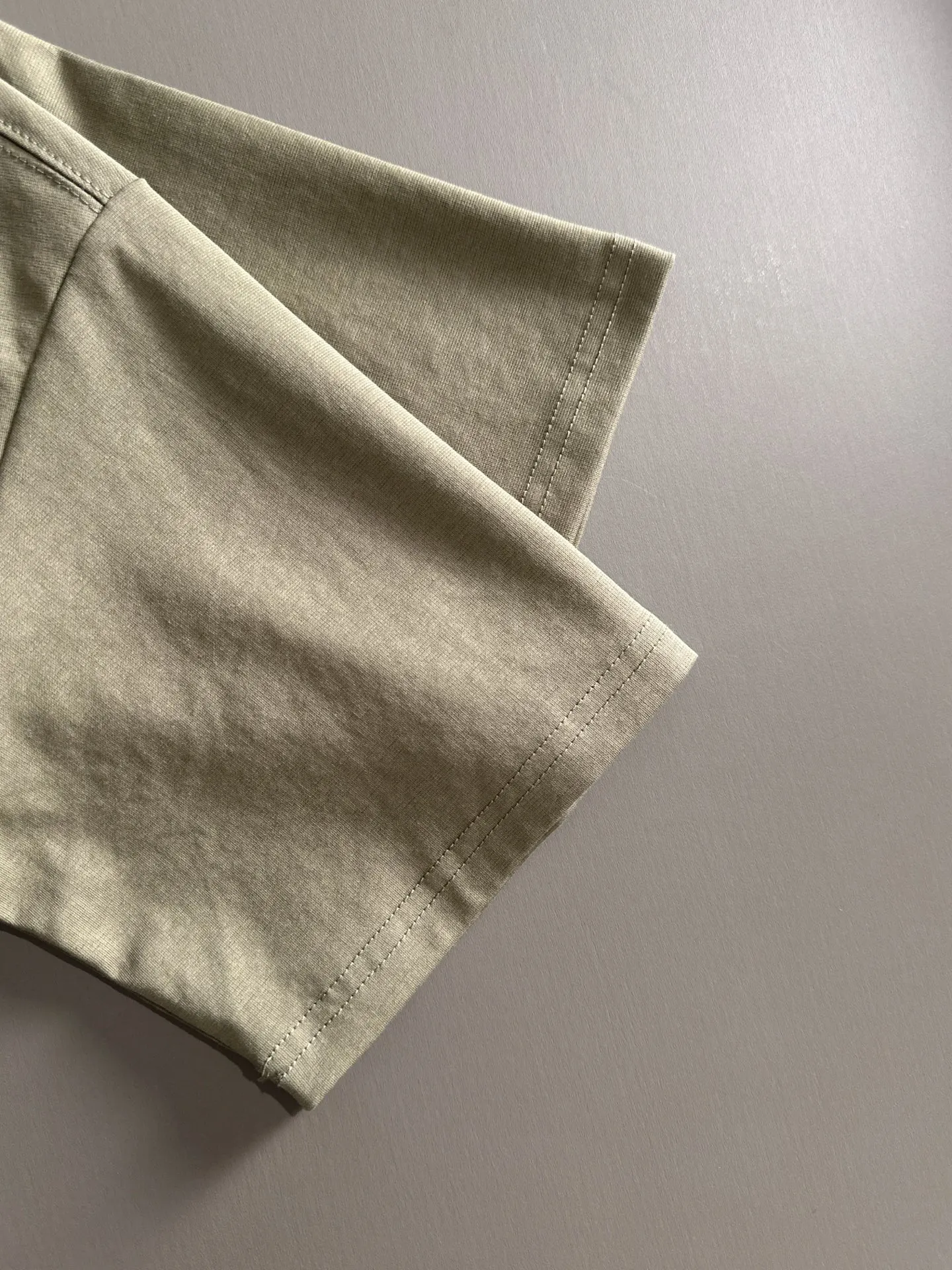 Burberry 刺繡 純棉 針織衫 質感針織款(數字7) Burberry 刺繡 純棉 針織衫 質感針織款(數字7)