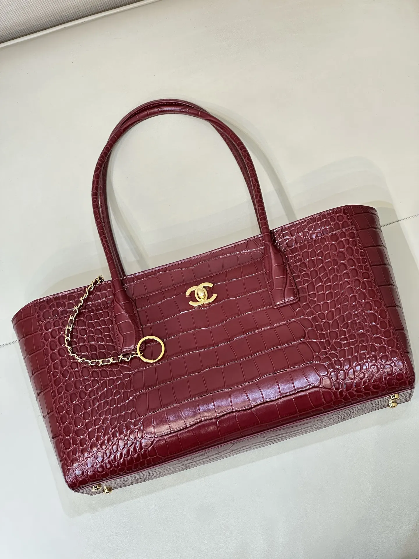 Red Top Handle Bag Commuter