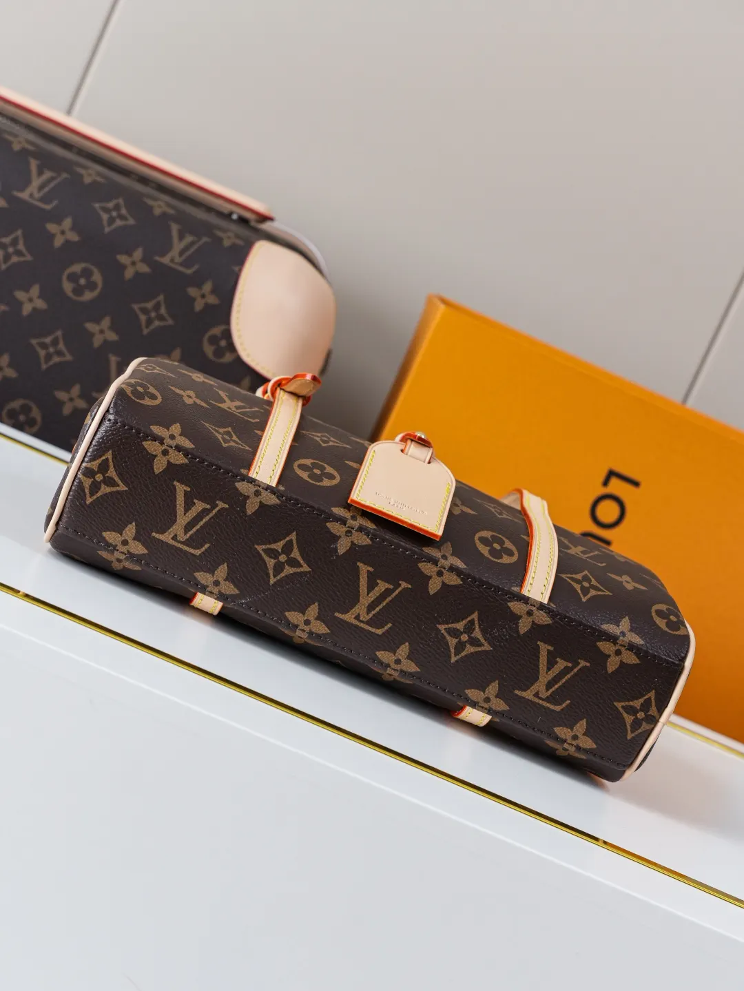 LV Classic Monogram Tote Bag Image 6 LV Classic Monogram Tote Bag Image 6