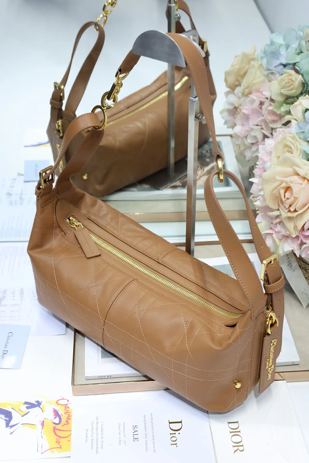 Dior Beige Leather Tote Bag Image 4 Dior Beige Leather Tote Bag Image 4