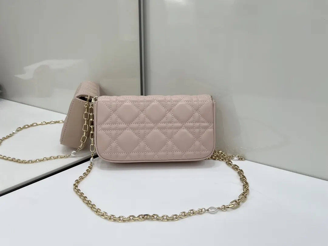 Dior Lady 羊皮 鏈條包 精致鏈條款