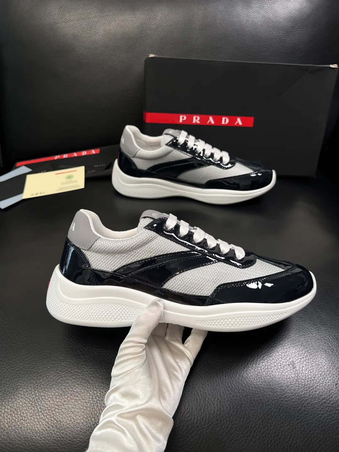 PRADA 牛皮 休闲鞋 舒适百搭款