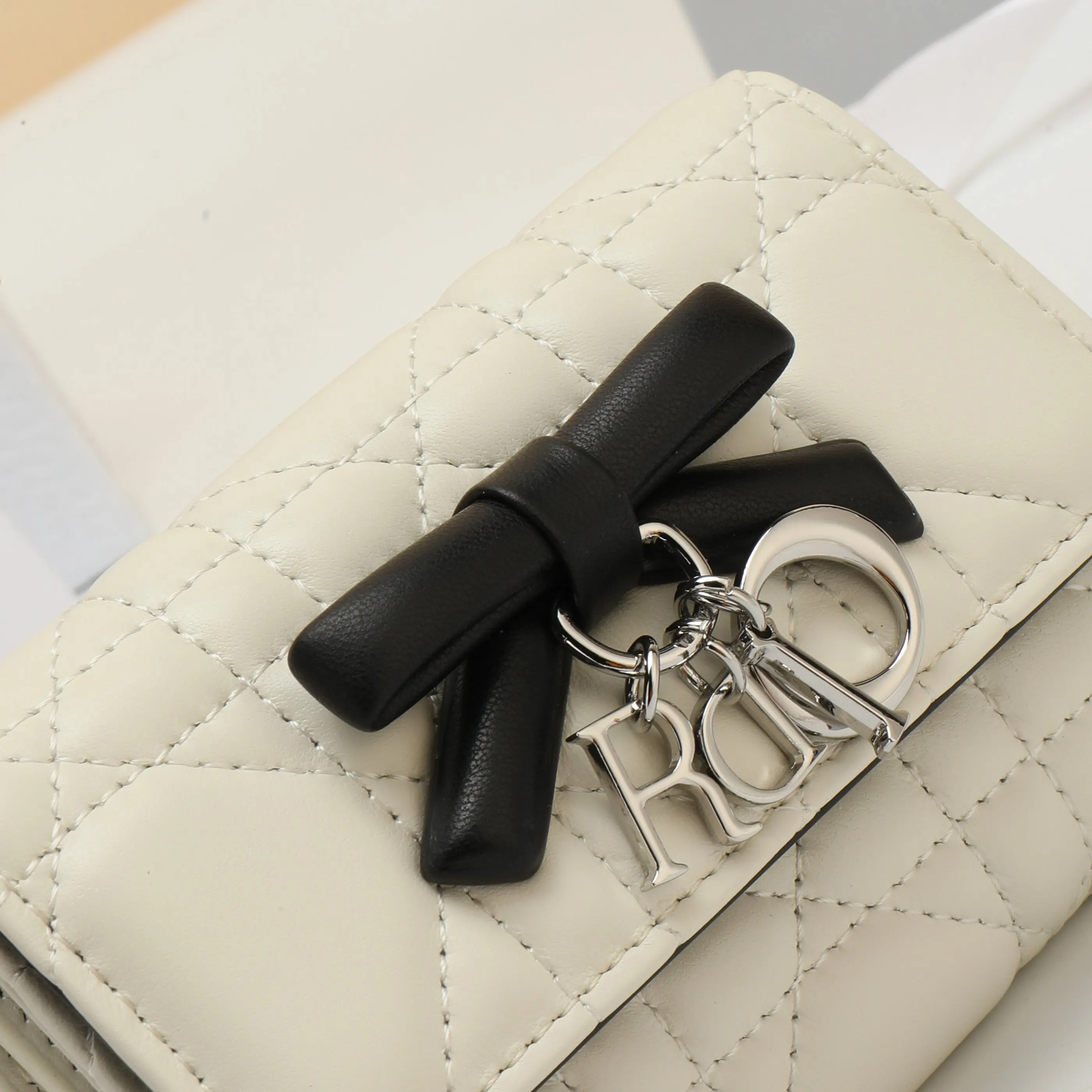 Dior Lady Dior Black Leather Wallet Image 2 Dior Lady Dior Black Leather Wallet Image 2