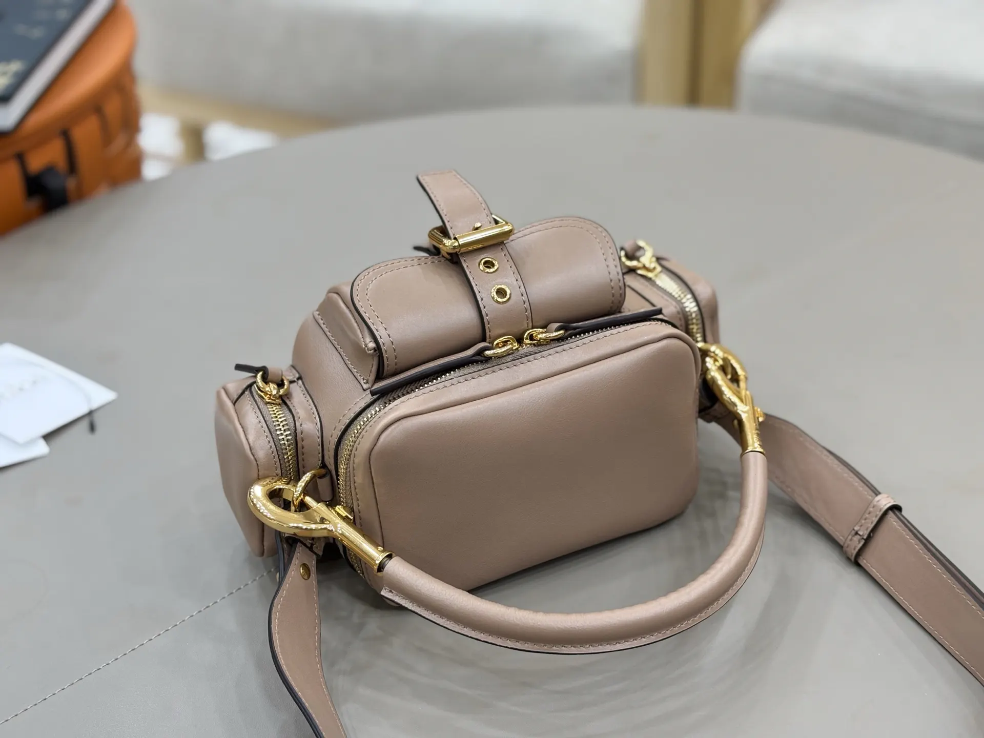 黑色 白色 Chloe Camera Bag 粉 斜背包 輕便斜挎款