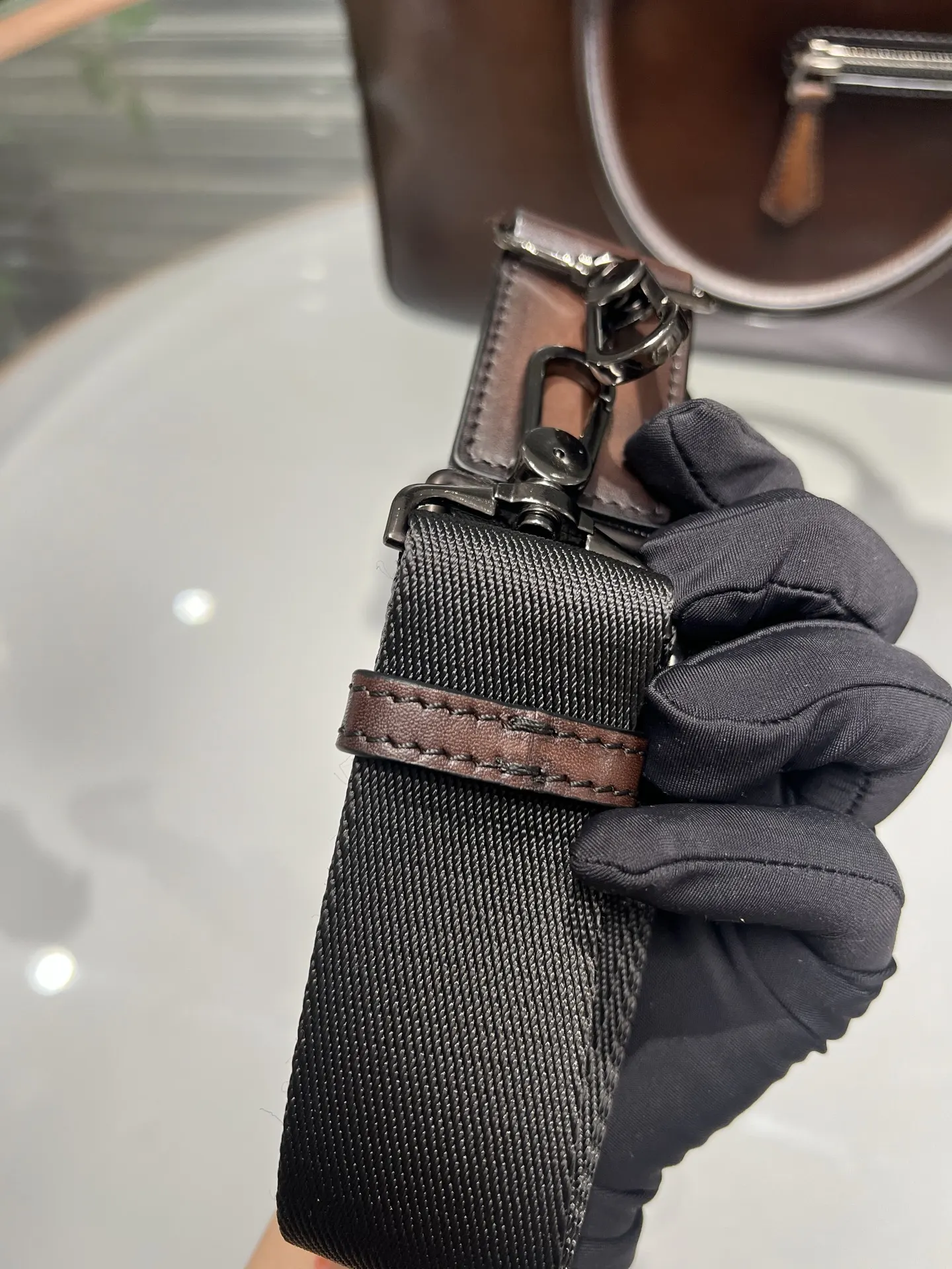 小牛皮 双拉链中号公文包 皮料 意大利进口小牛皮 工艺 车缝 商务通勤款