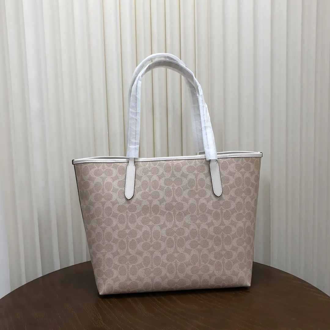 Coach 老花 帆布 托特包 大容量托特款