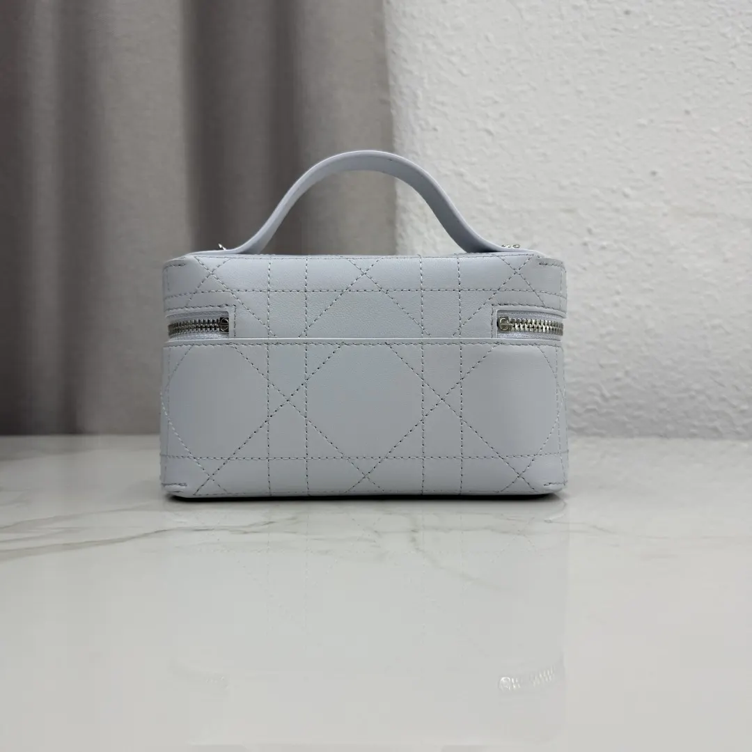 Dior Cannage藤格紋 金色羊皮鏈條包 手提斜挎(數字4) Dior Cannage藤格紋 金色羊皮鏈條包 手提斜挎(數字4)