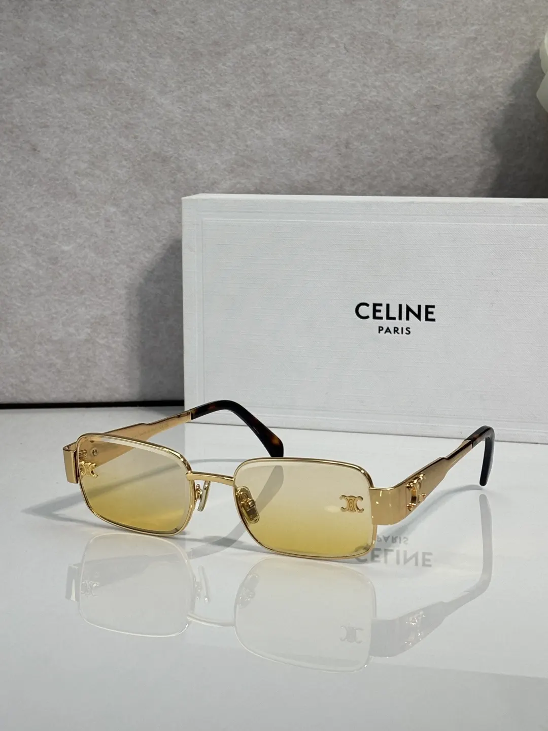 Fashion Item Fashion