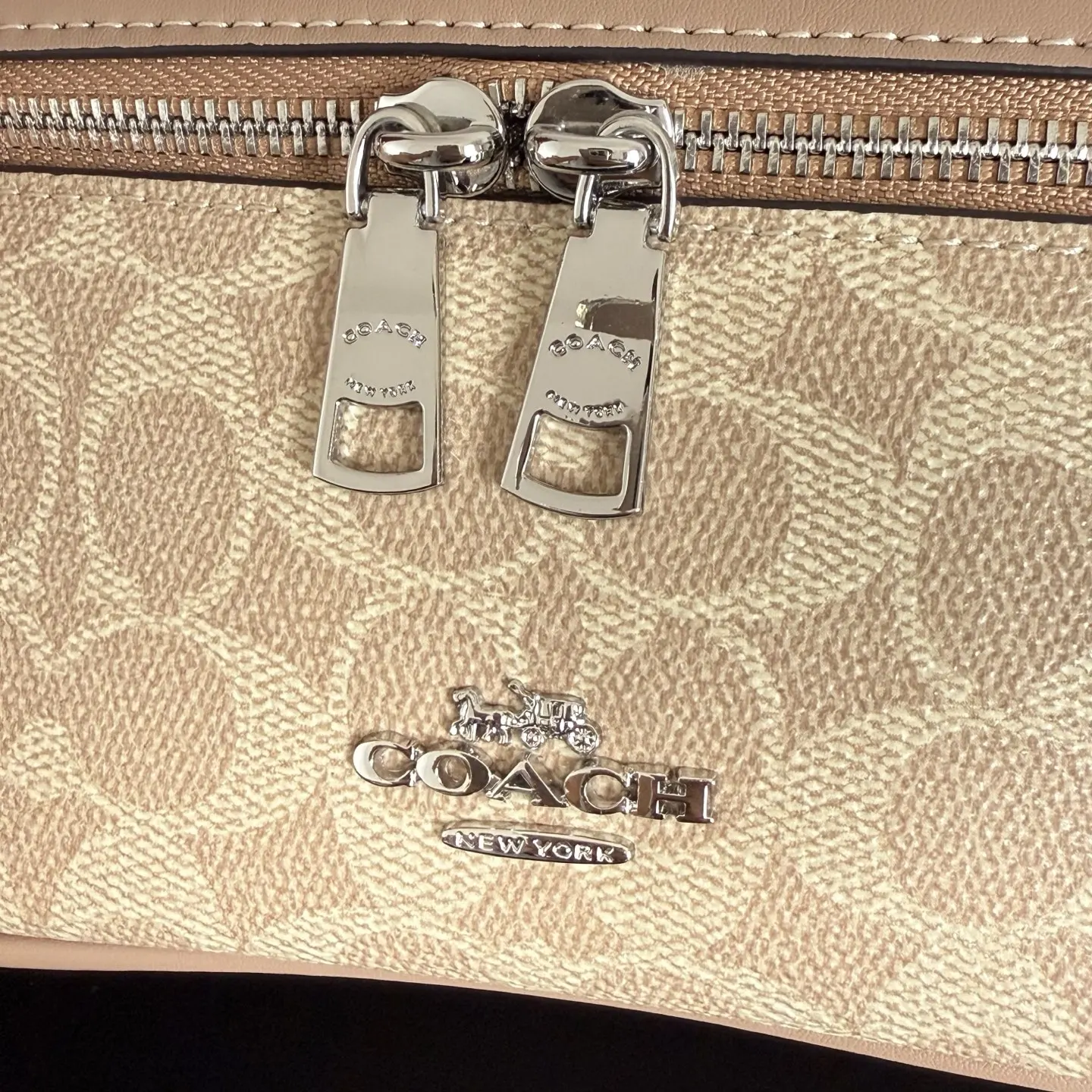 Coach 皮革 Originals 包 的材质选 化妆包 便携收纳款