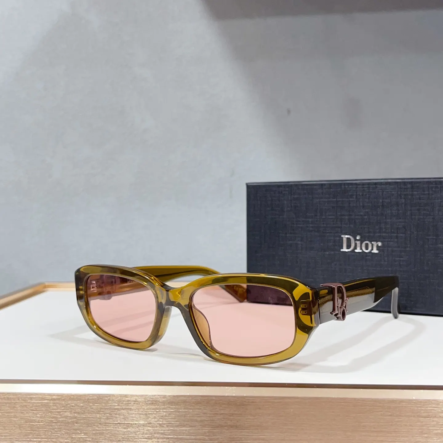 Dior 黑色渐变方框太阳镜 复古墨镜