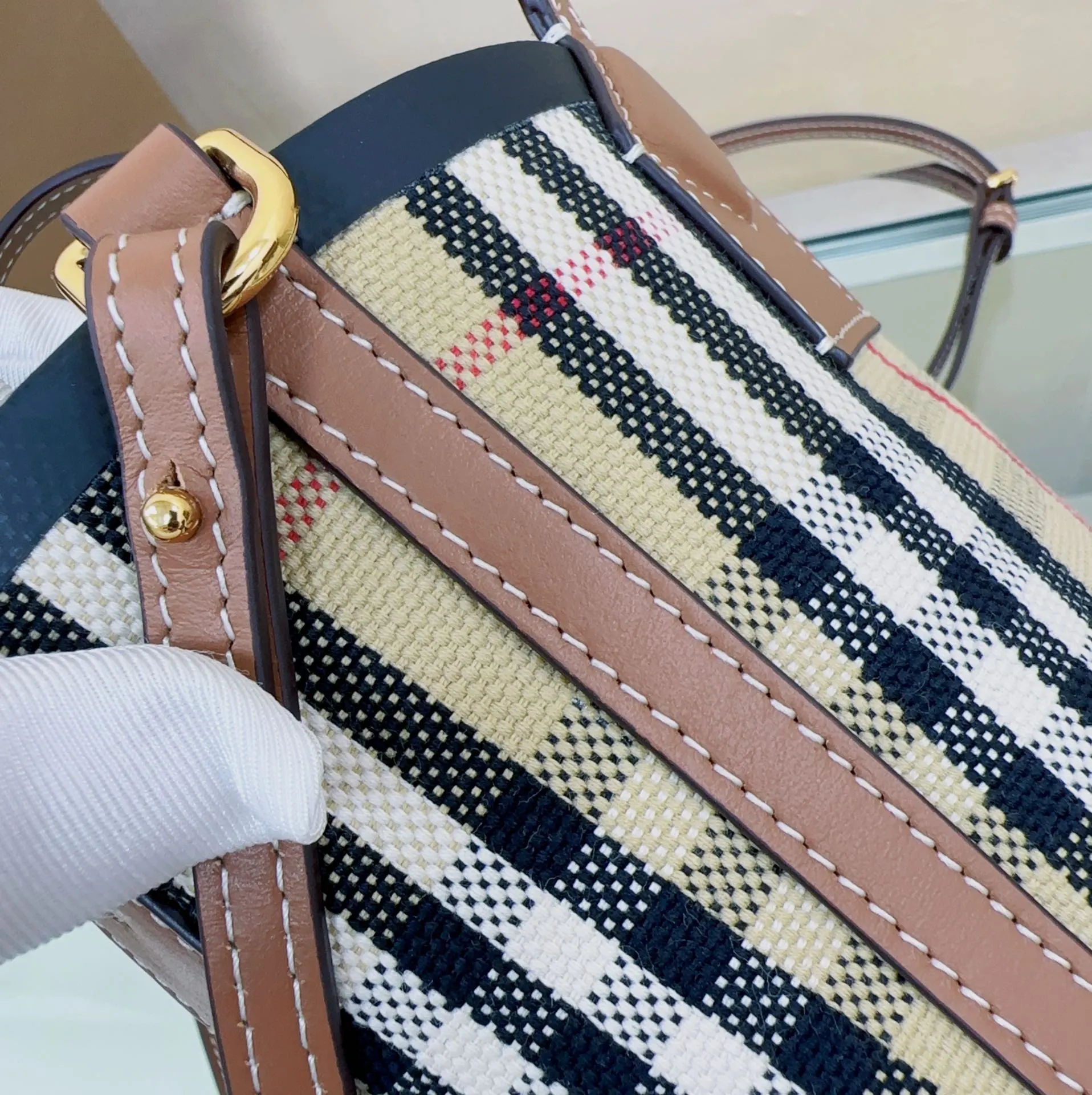 Burberry 小牛皮 托特包 大容量托特款
