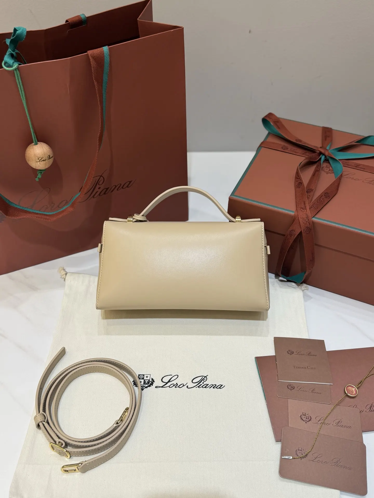 Saddle 牛皮 斜背包 輕便斜挎款