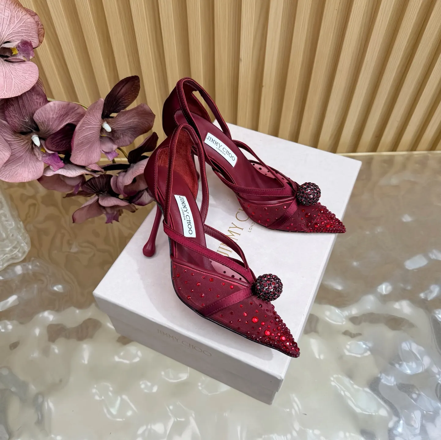 Jimmy Choo Sneakers Casual Versatile Image 2 Jimmy Choo Sneakers Casual Versatile Image 2