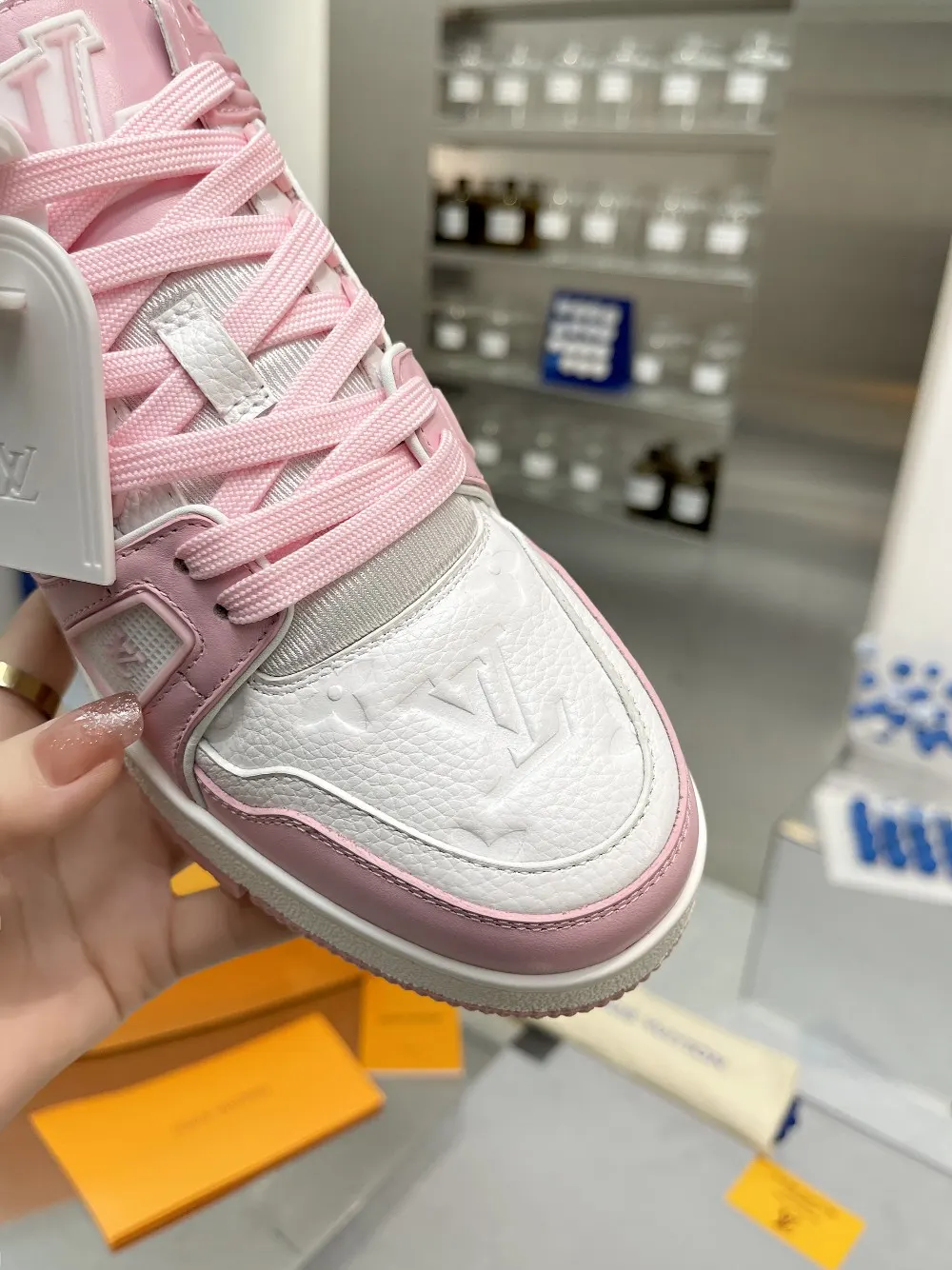Louis Vuitton 运动鞋