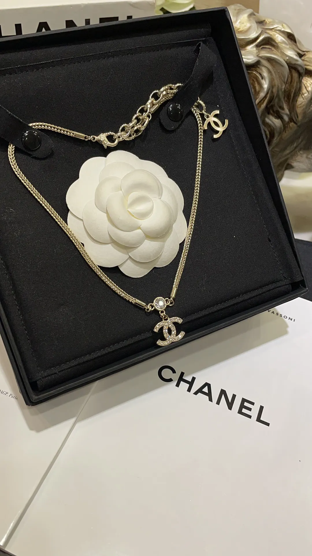 Chanel 金色 双C 满钻 鏈條 项链 精致锁骨链