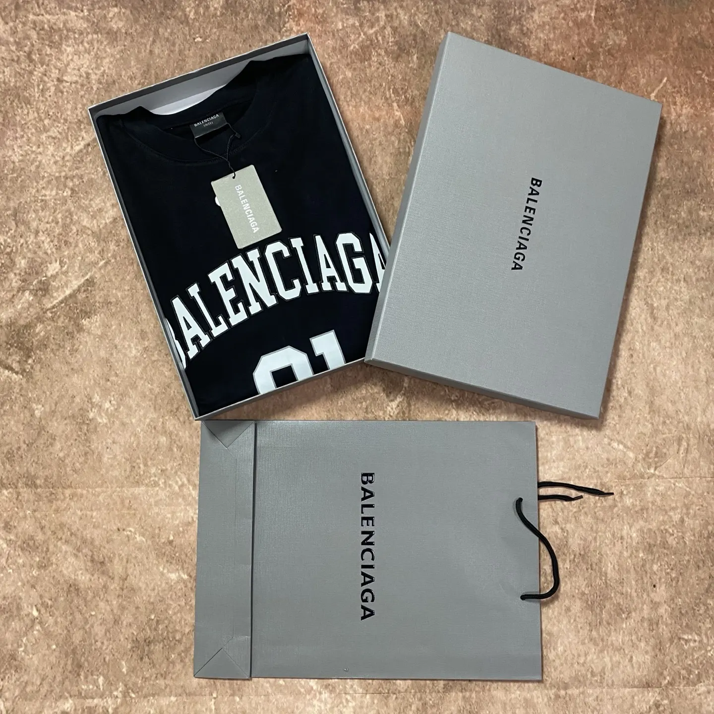 Balenciaga BLCG 純棉 長袖T恤(數字2) Balenciaga BLCG 純棉 長袖T恤(數字2)