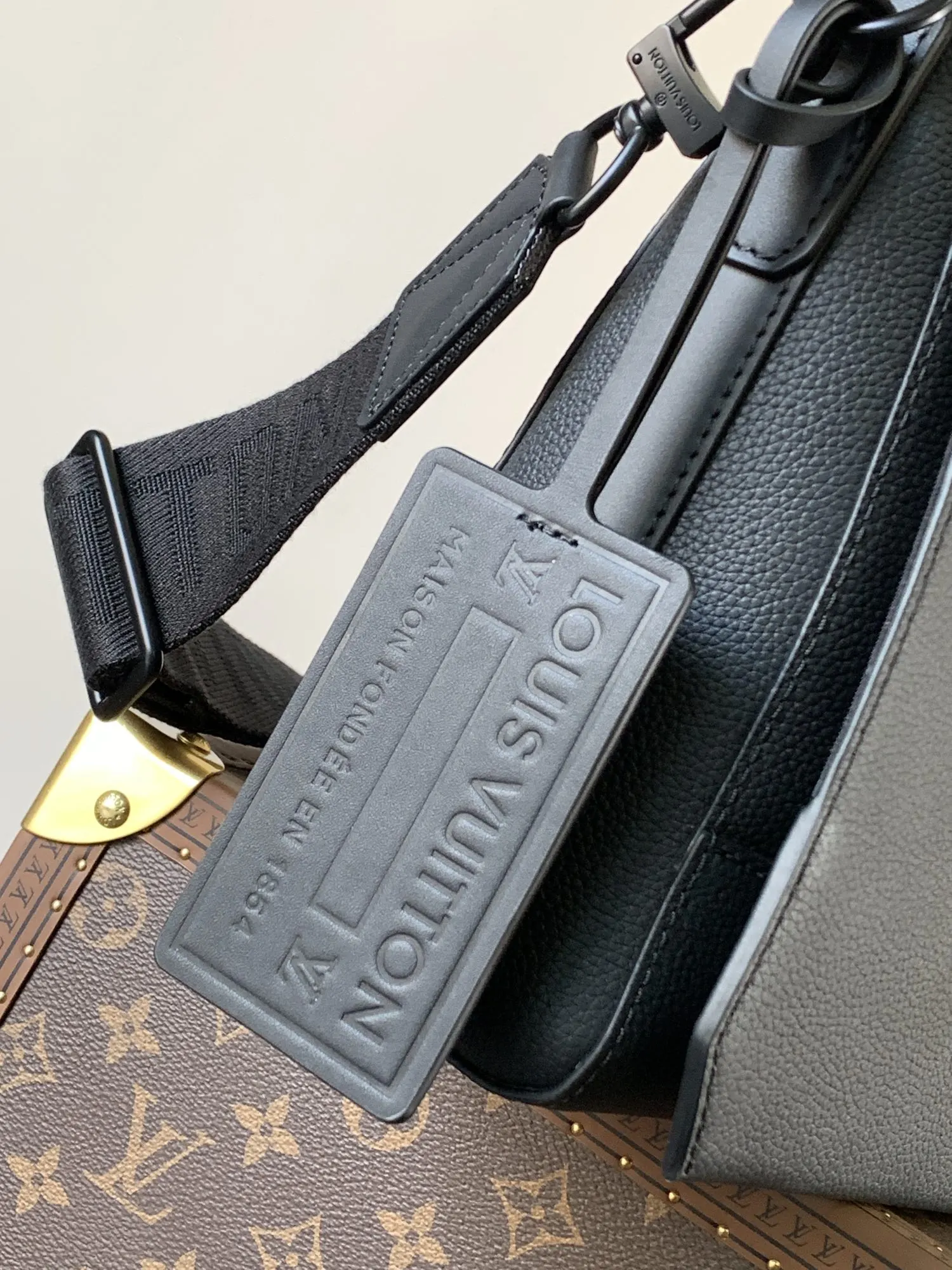 LV 黑色 藍色 牛皮 收納包 旅行收納款