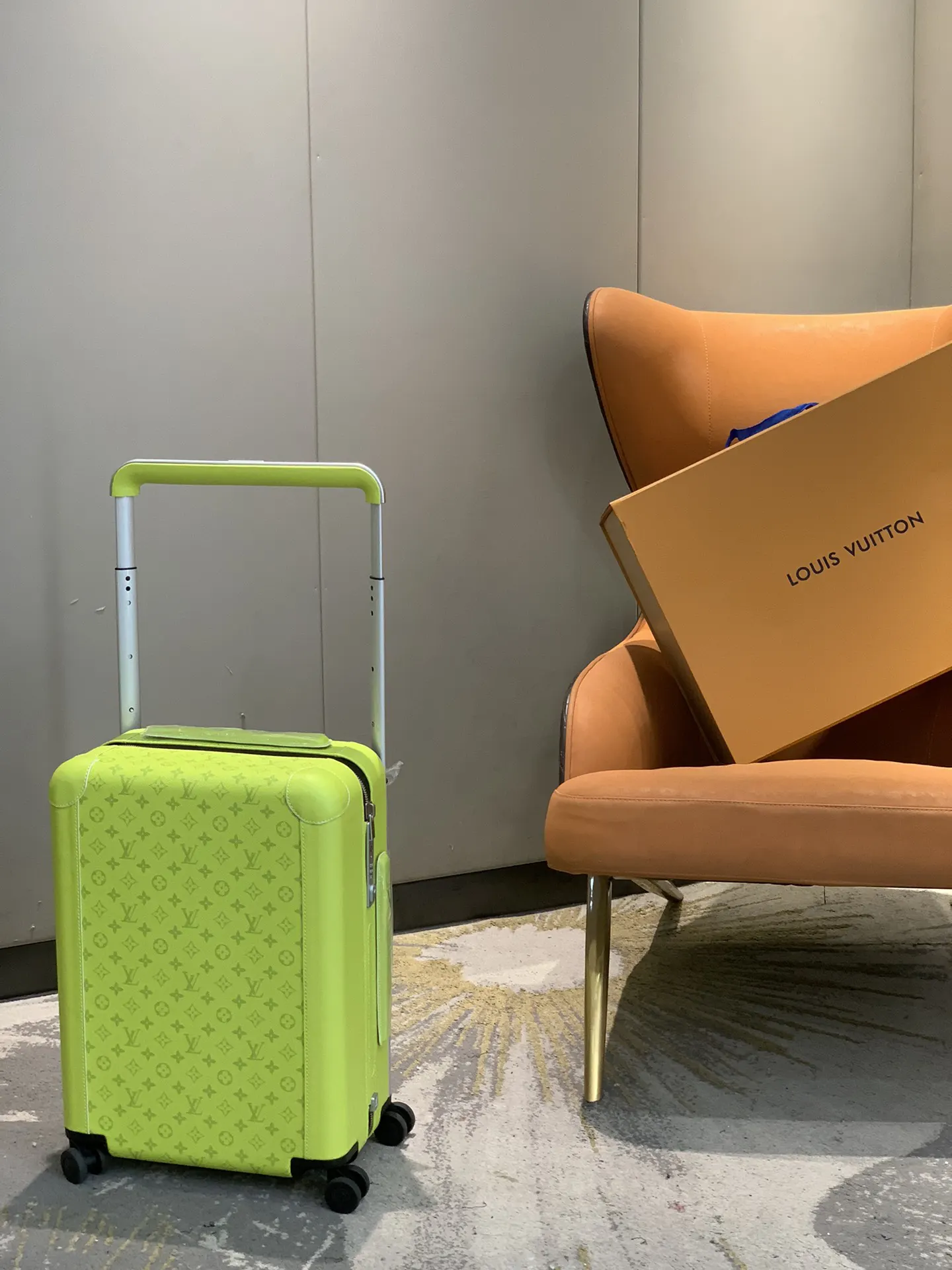 灰色 银色 行李箱 旅行拉杆款 轻便出行款