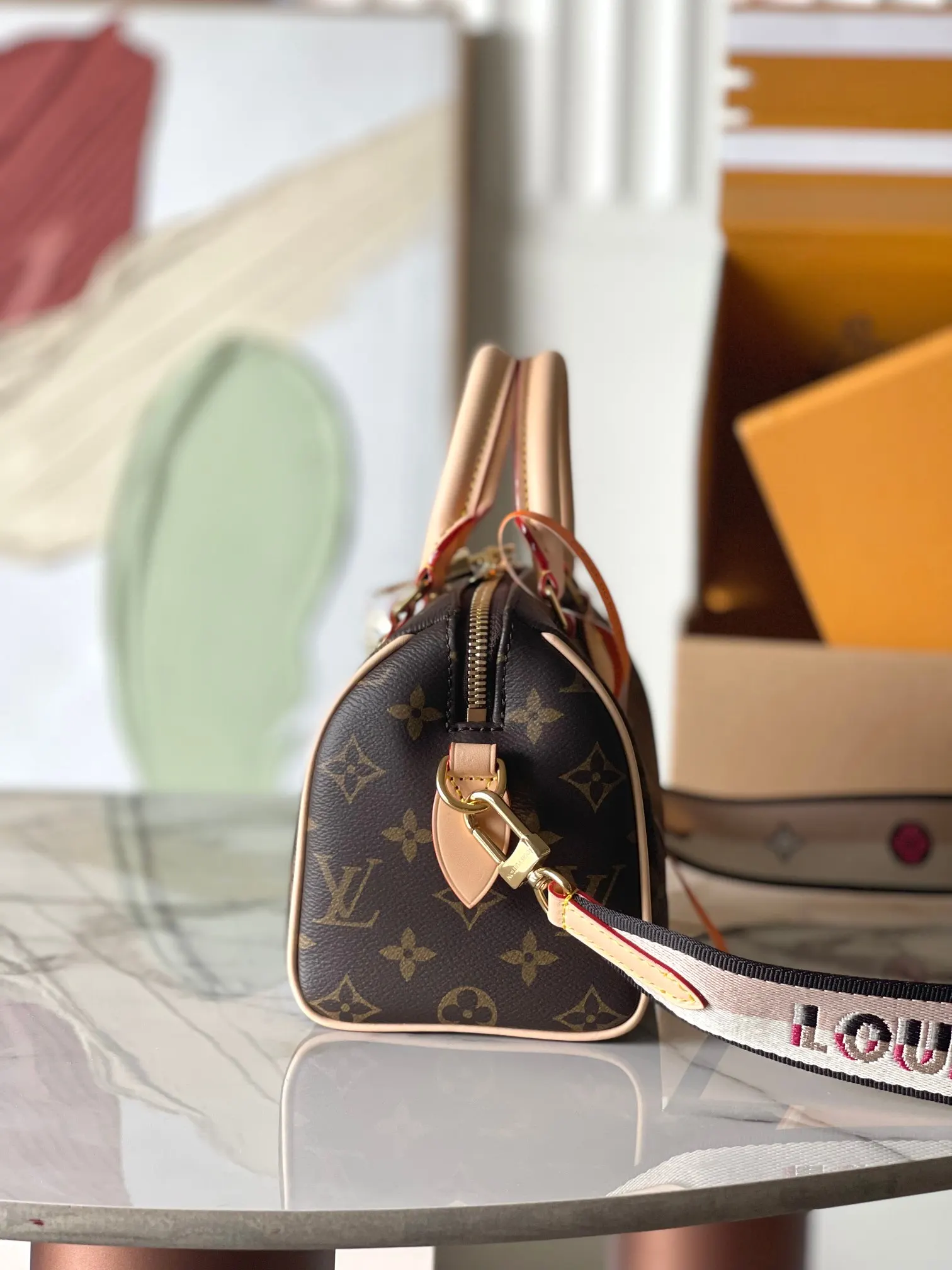 Louis Vuitton M46234 Monogram 手提包