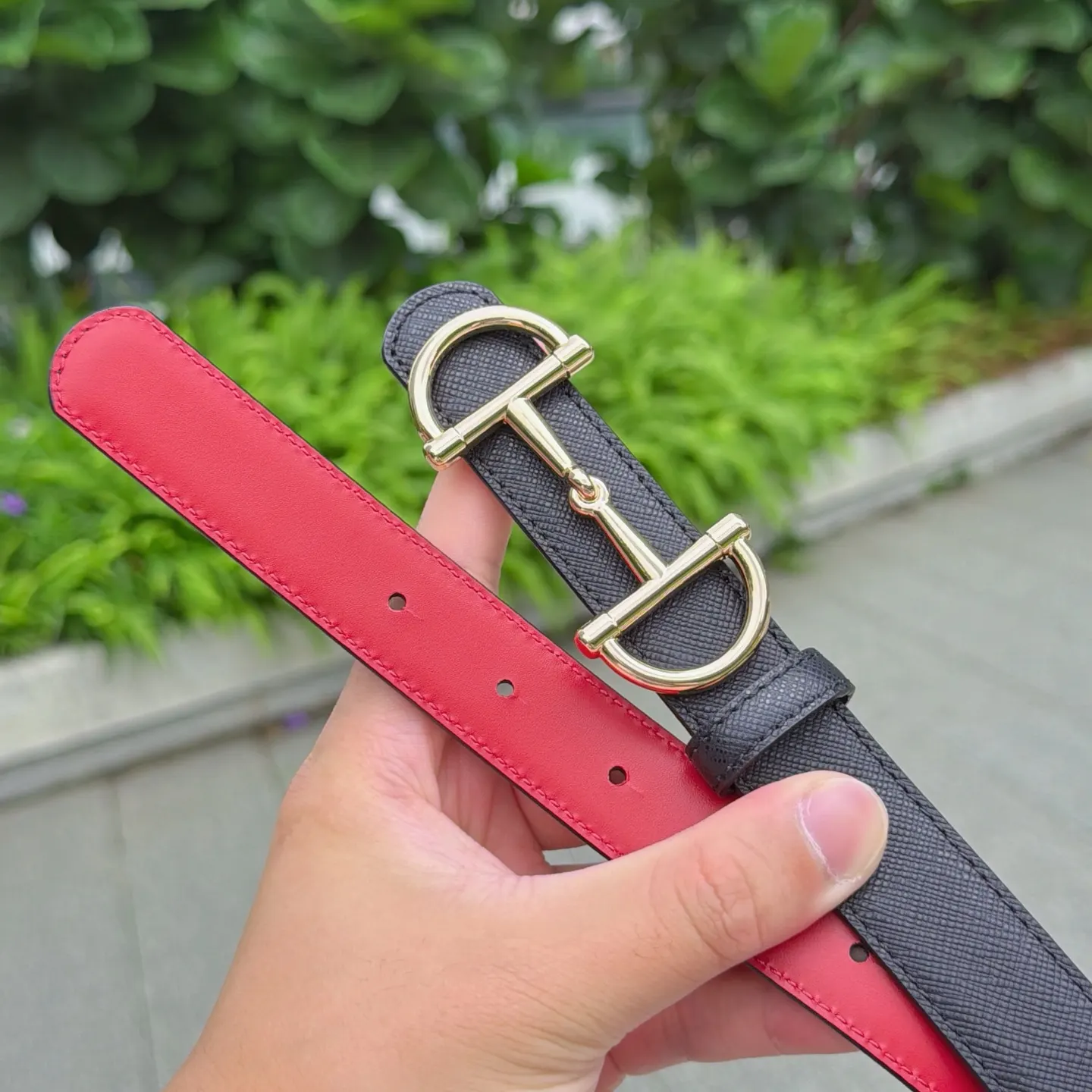 Gucci Double G 双G扣牛皮双面腰带
