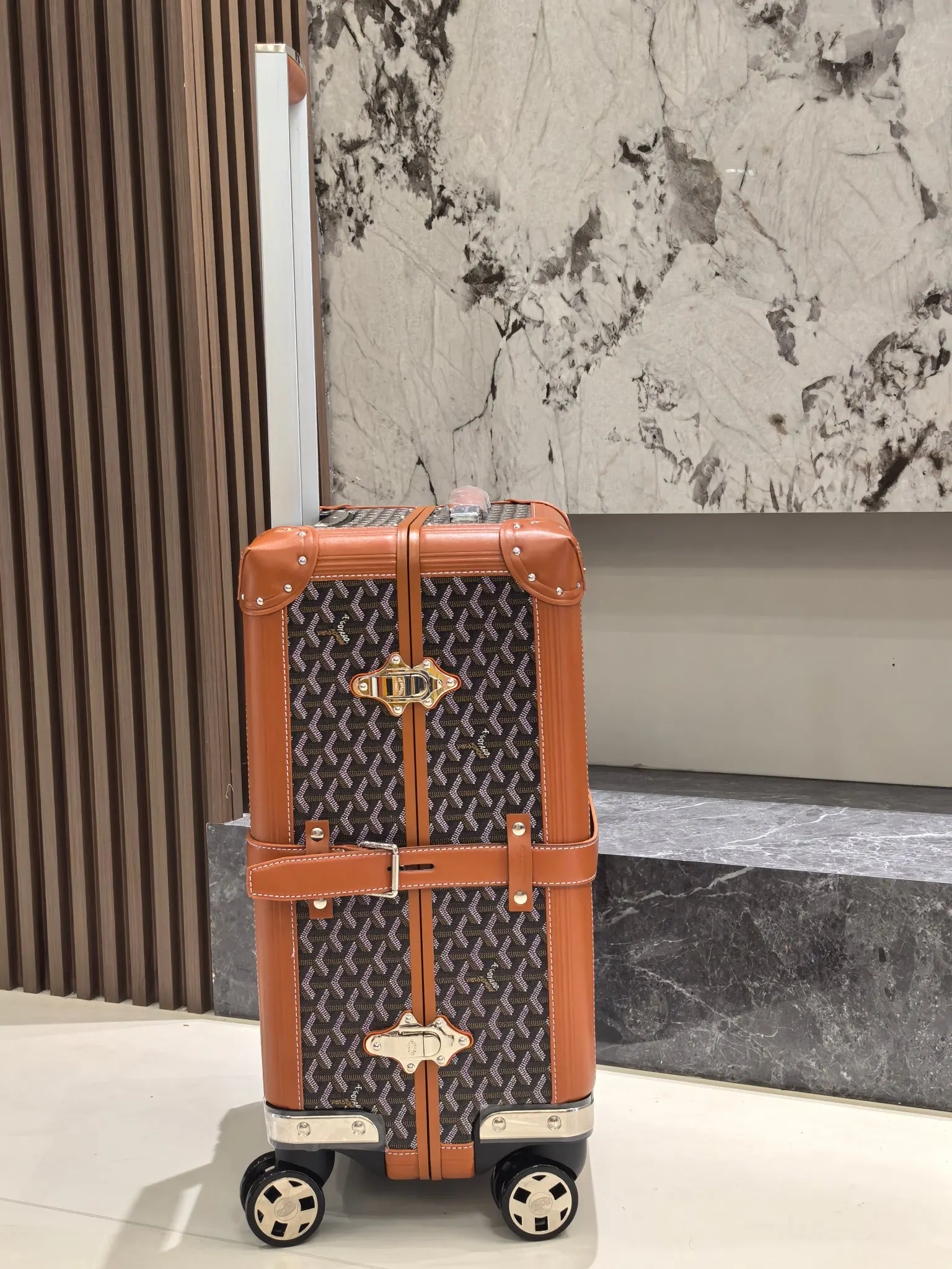 Goyard 戈雅 寸登机箱 全手工精心打造 行李箱 旅行拉杆款 轻便出行款