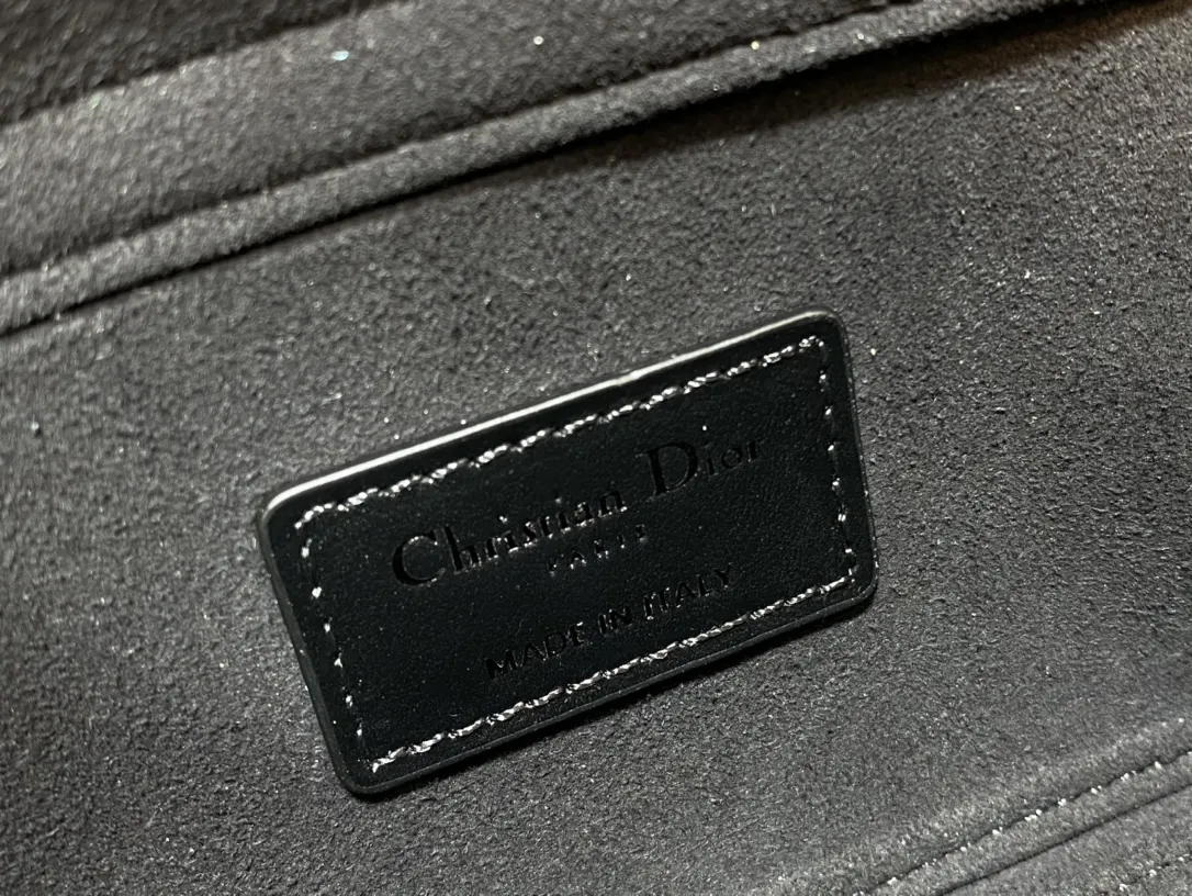 Dior 牛皮 进口 牛皮钻石横款戴妃包 全新D 手提包 通勤手提款