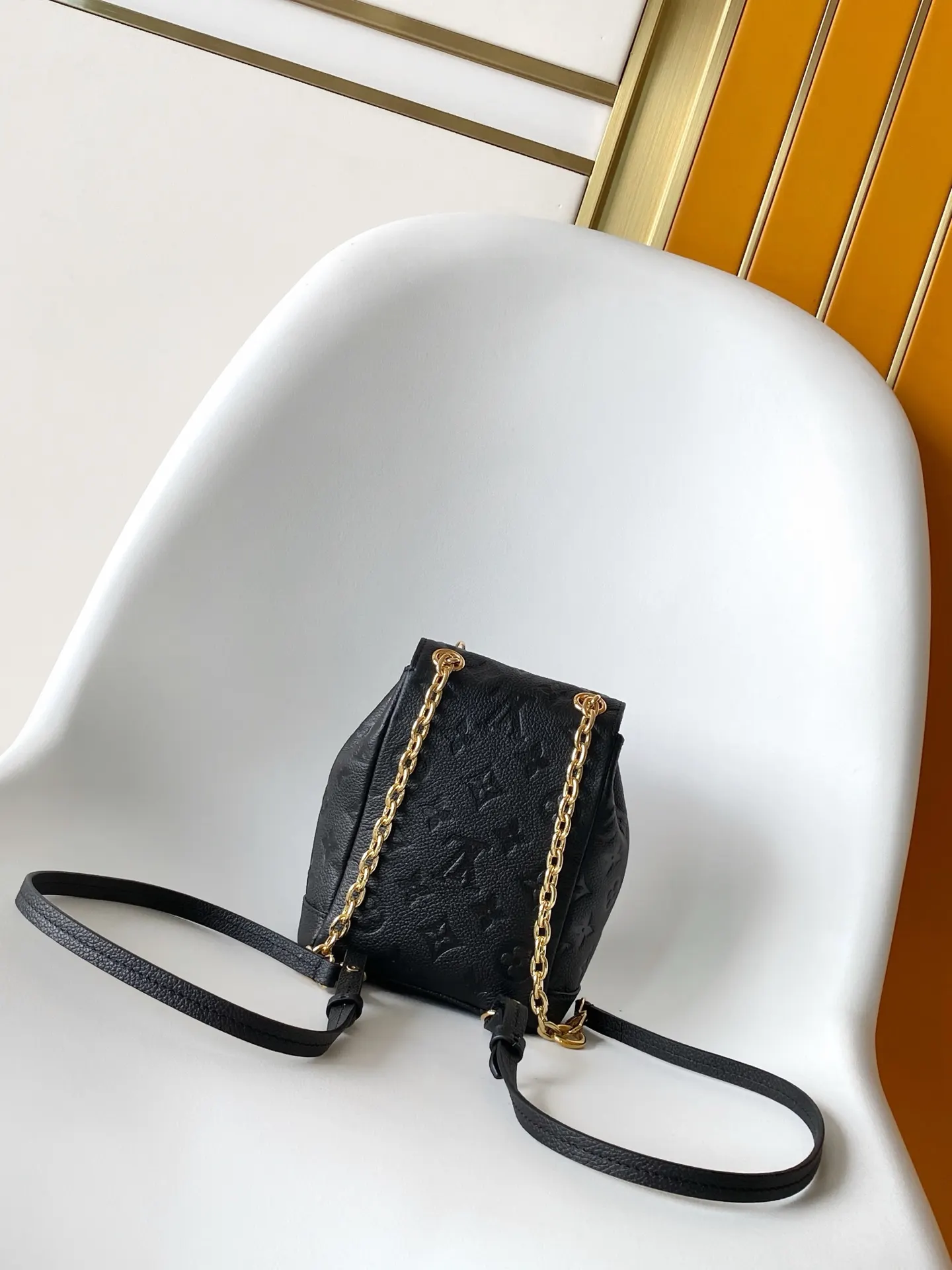 Black White Chain Bag Leather