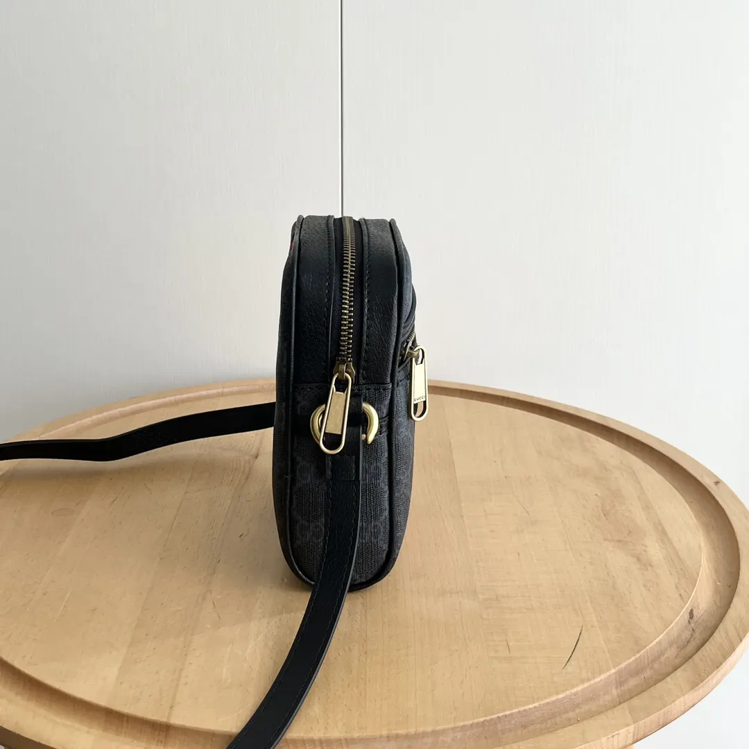 Gucci Ophidia GG Supreme 斜挎包