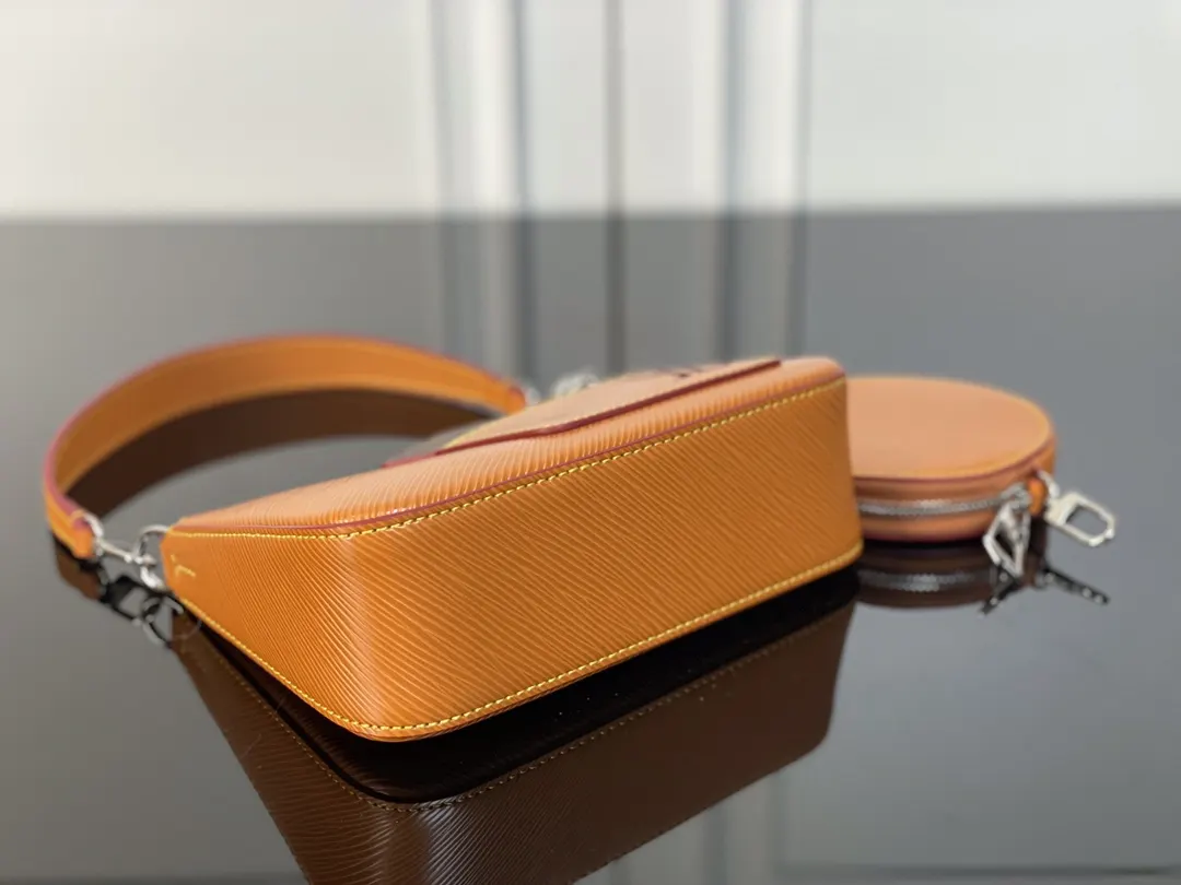 Louis Vuitton Chain Bag
