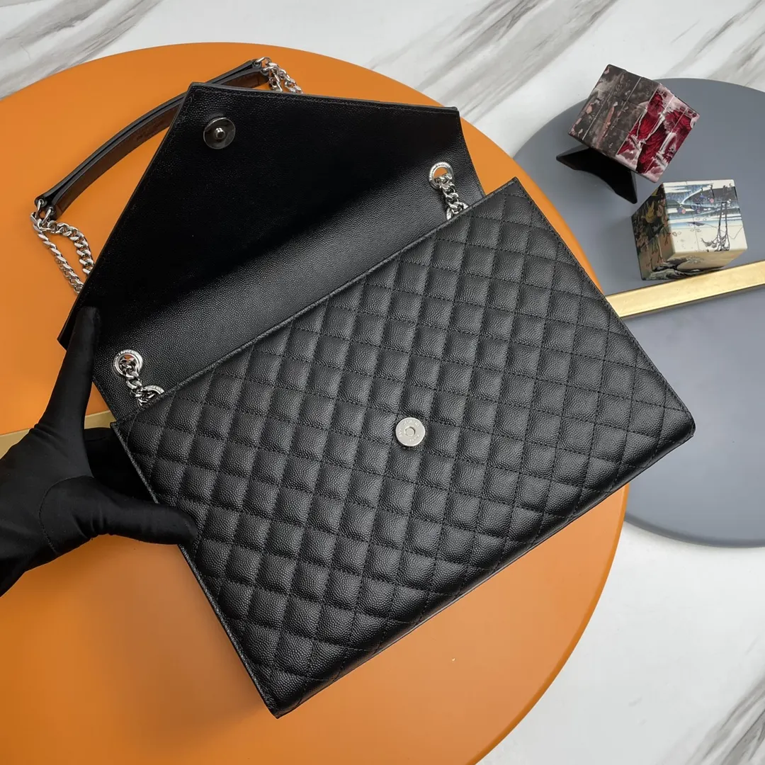 Chain Bag Leather