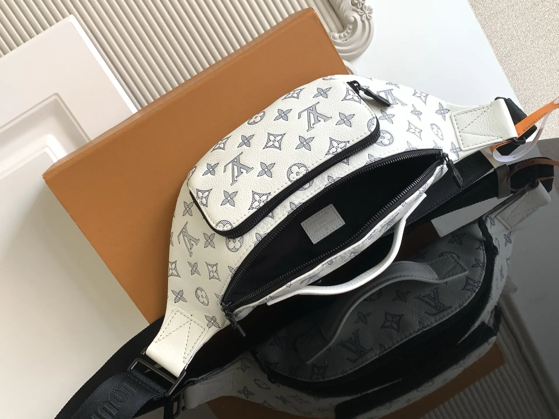 牛皮 动态 本款 腰包以 休闲腰包款
