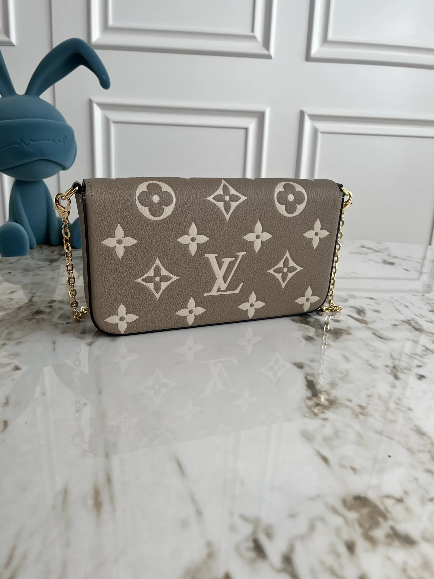 LV M64064 黑色 老花 单肩包 实拍款02 精选款