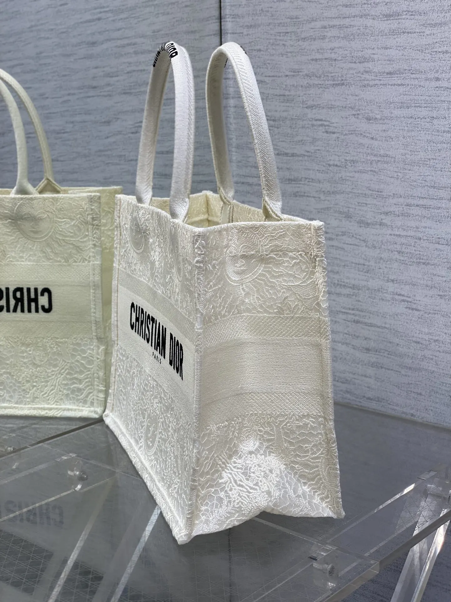 Dior Dⅰor 进口 刺绣蕾丝购物袋 Tote最新蕾丝太 托特包 大容量托特款