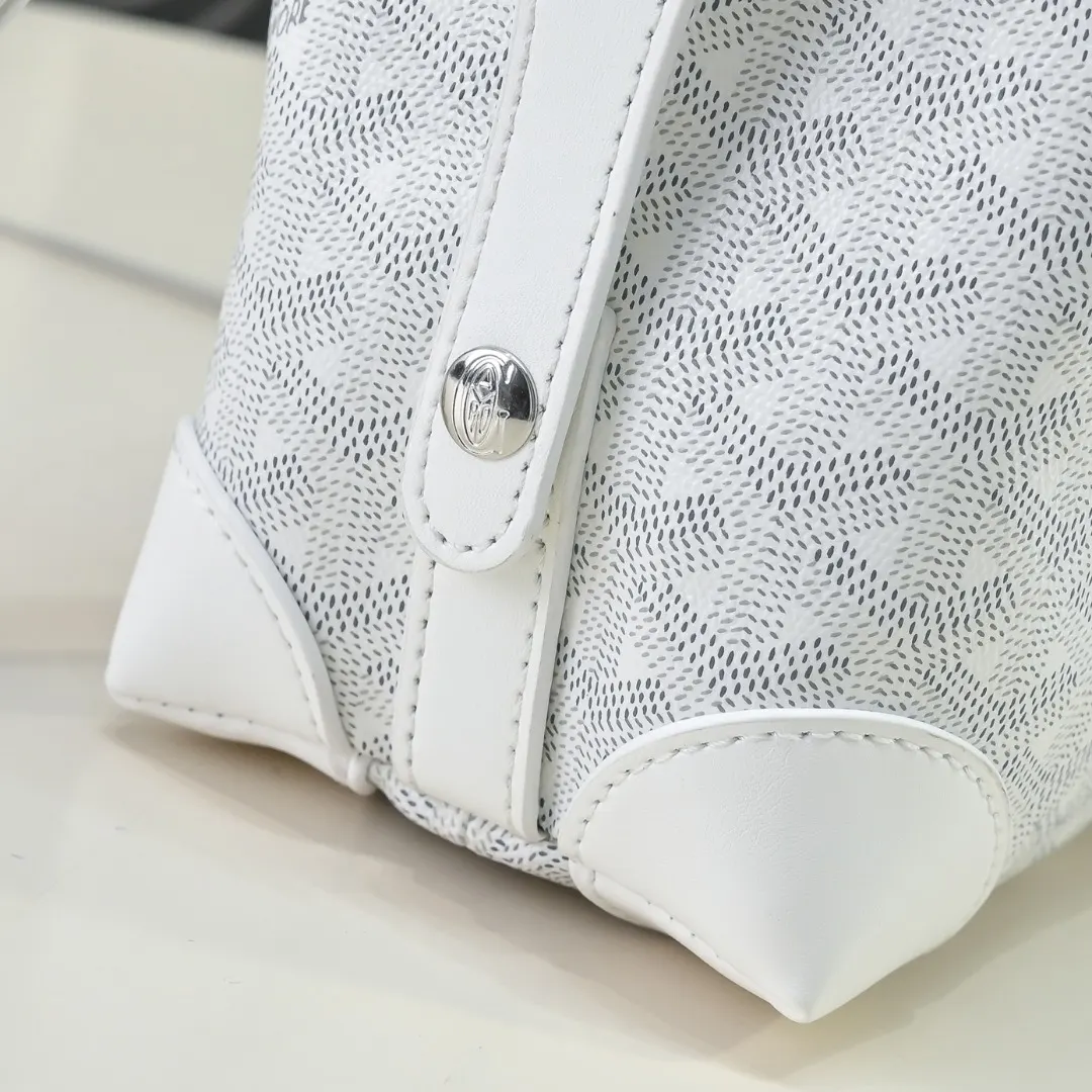 Goyard 白色 直销 白色 差旅必备 好物 手拿包 精致手拿款