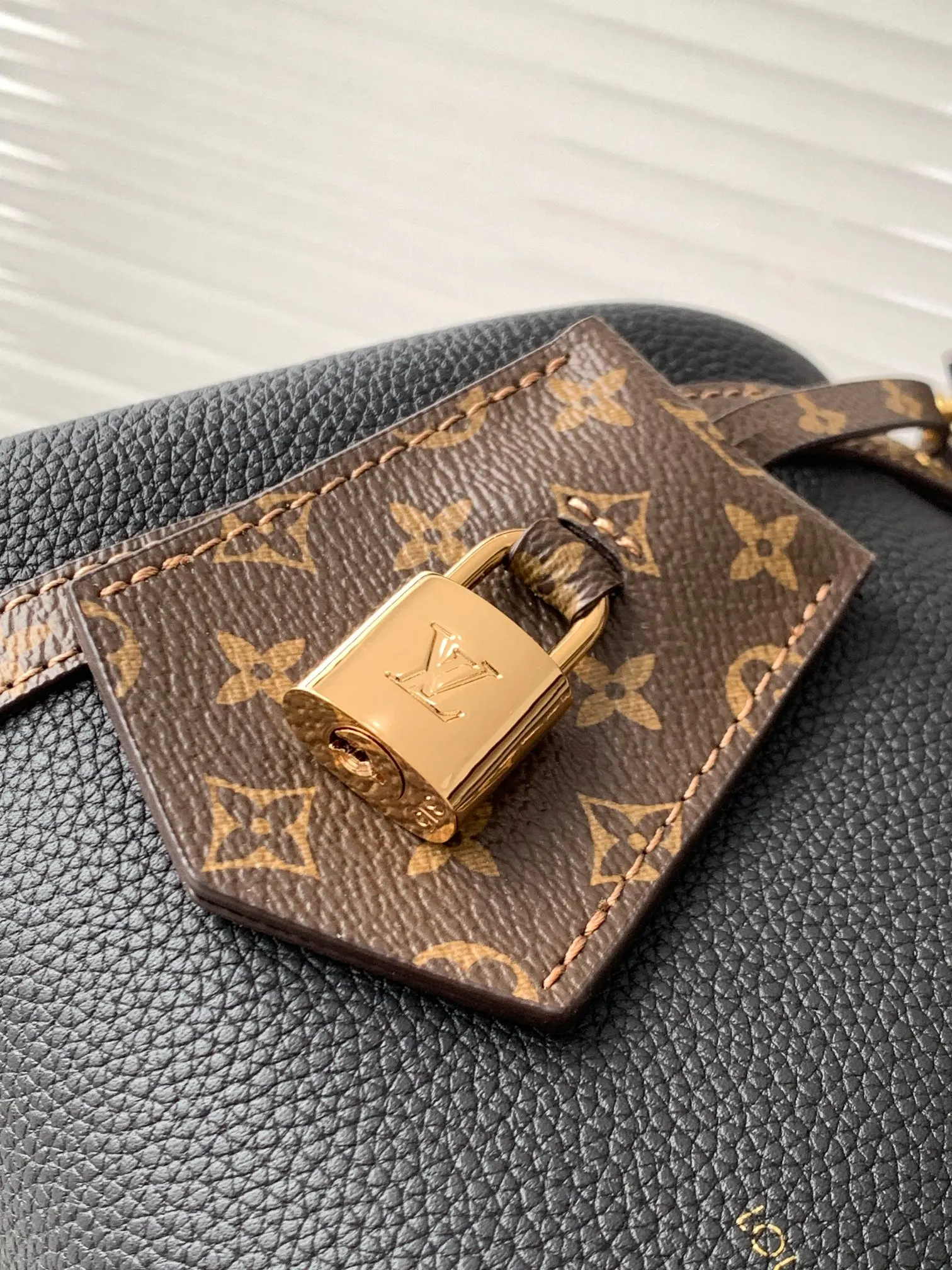 LV Keepall 牛皮 旅行袋 大容量旅行款