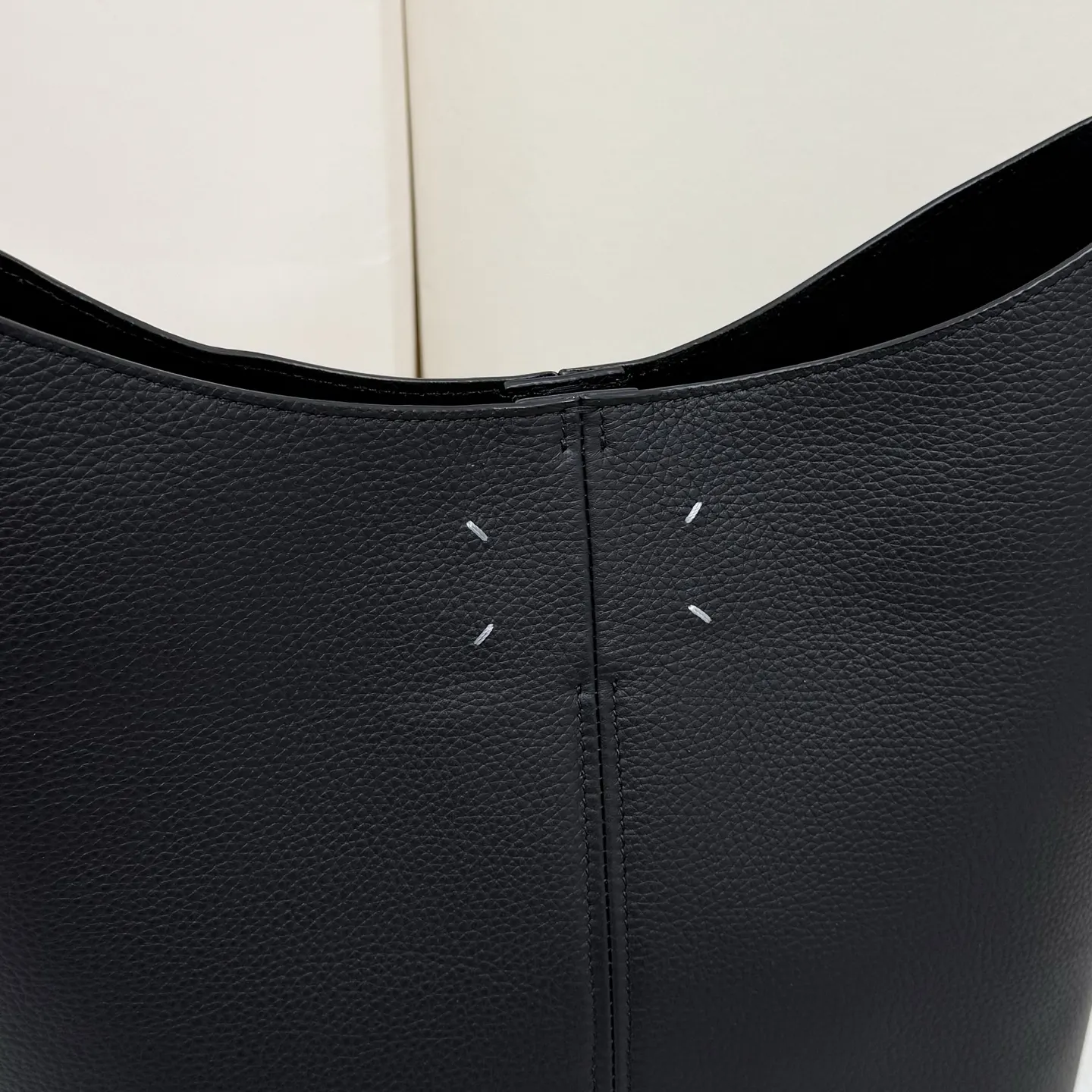 黑色 牛皮 Madison Margiela 托特包 大容量托特款