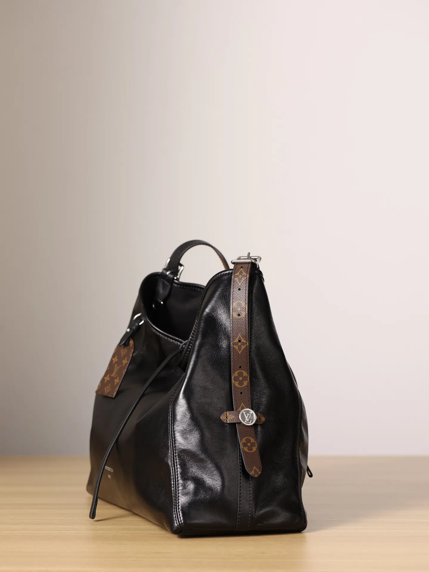 CarryAll 牛皮 水桶包 休閒水桶款