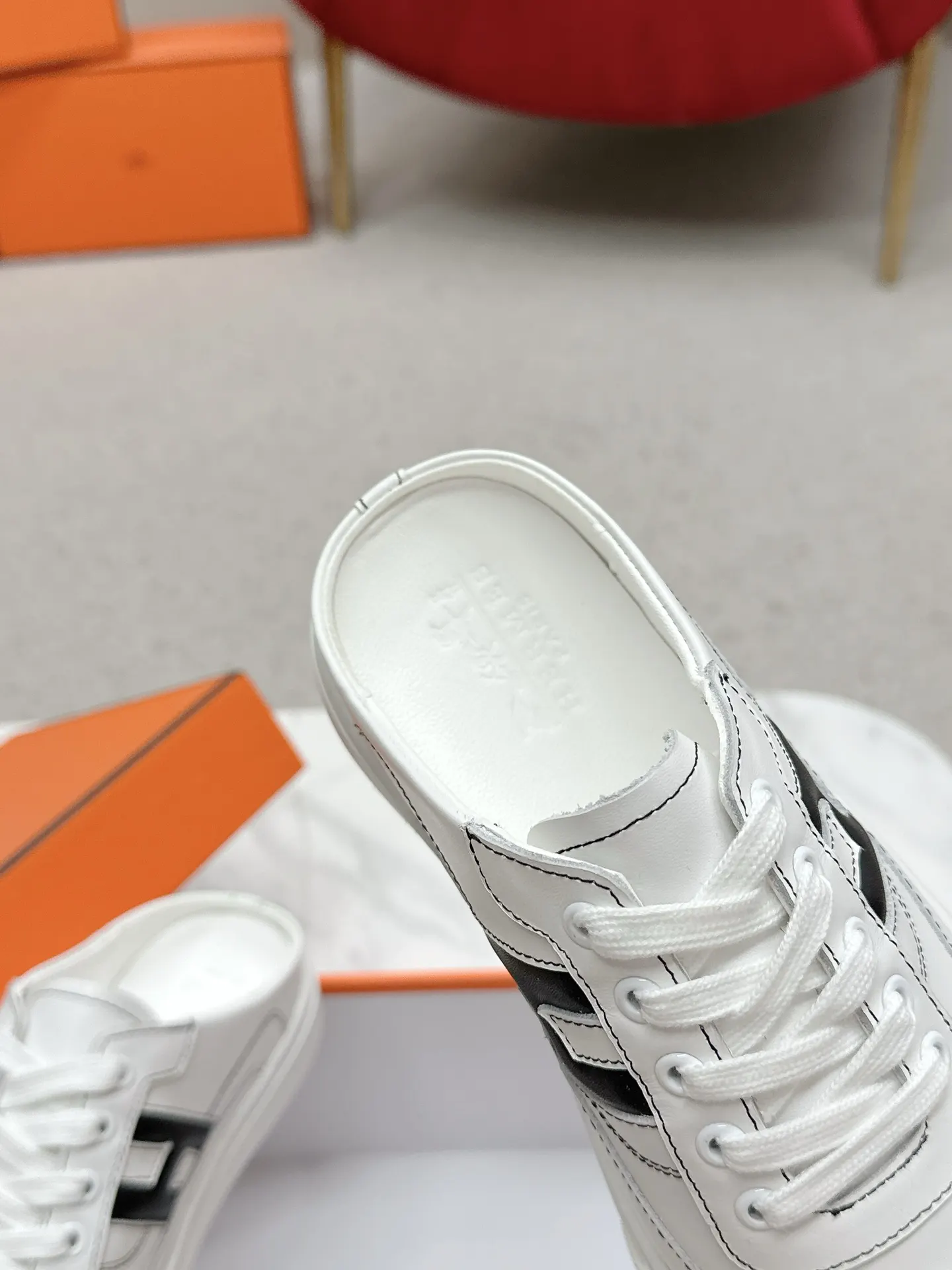 Hermès 羊皮 运动鞋