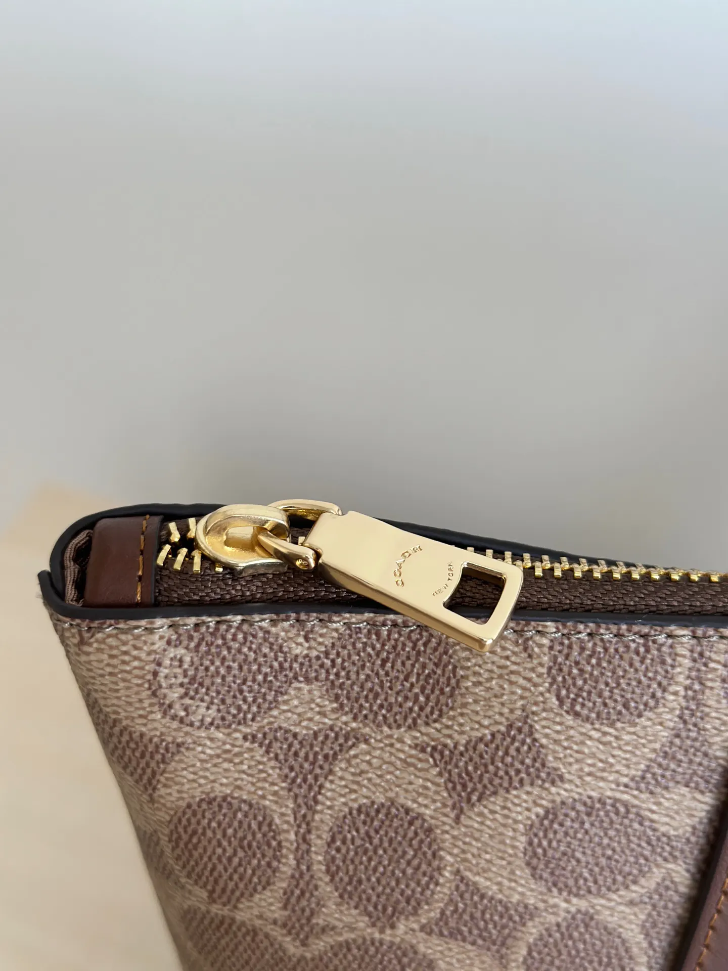 Coach 焦糖色 老花 牛皮 托特包 大容量托特款