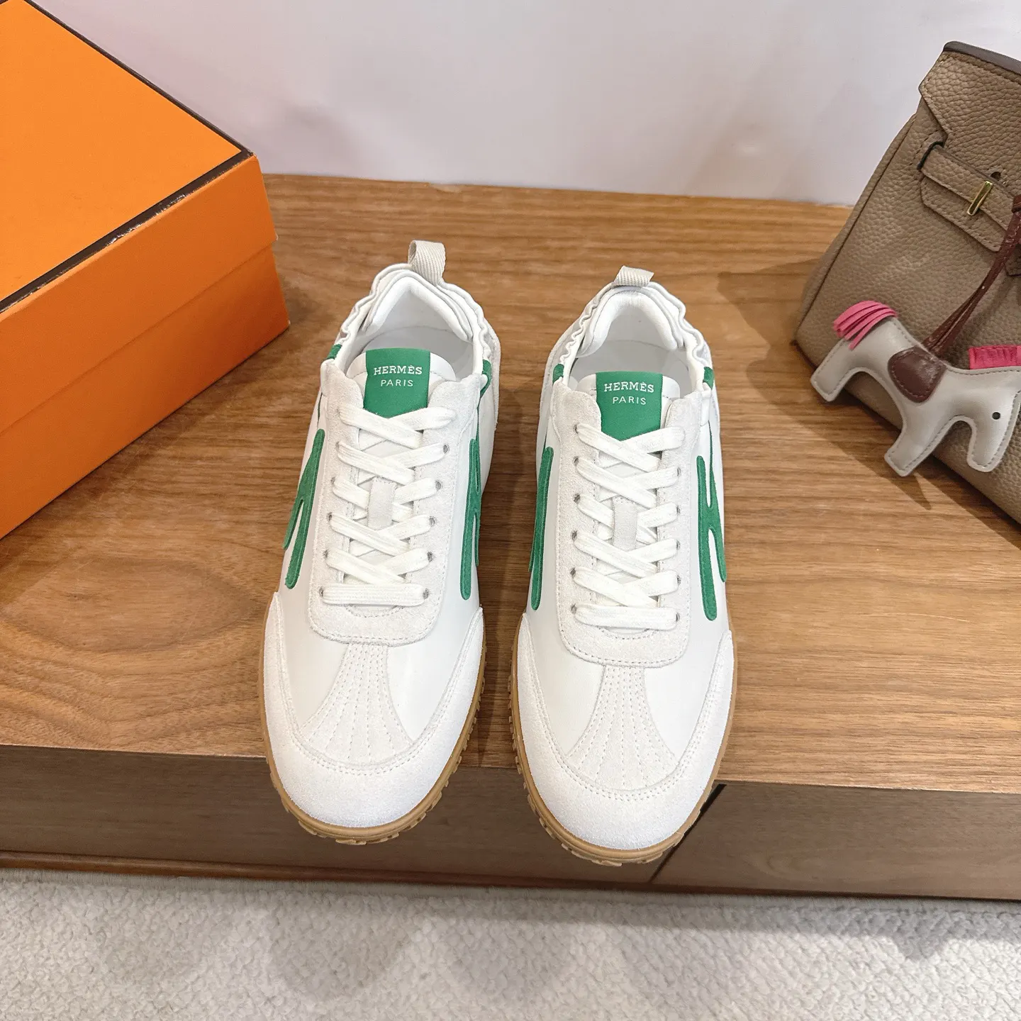 Hermès 运动鞋