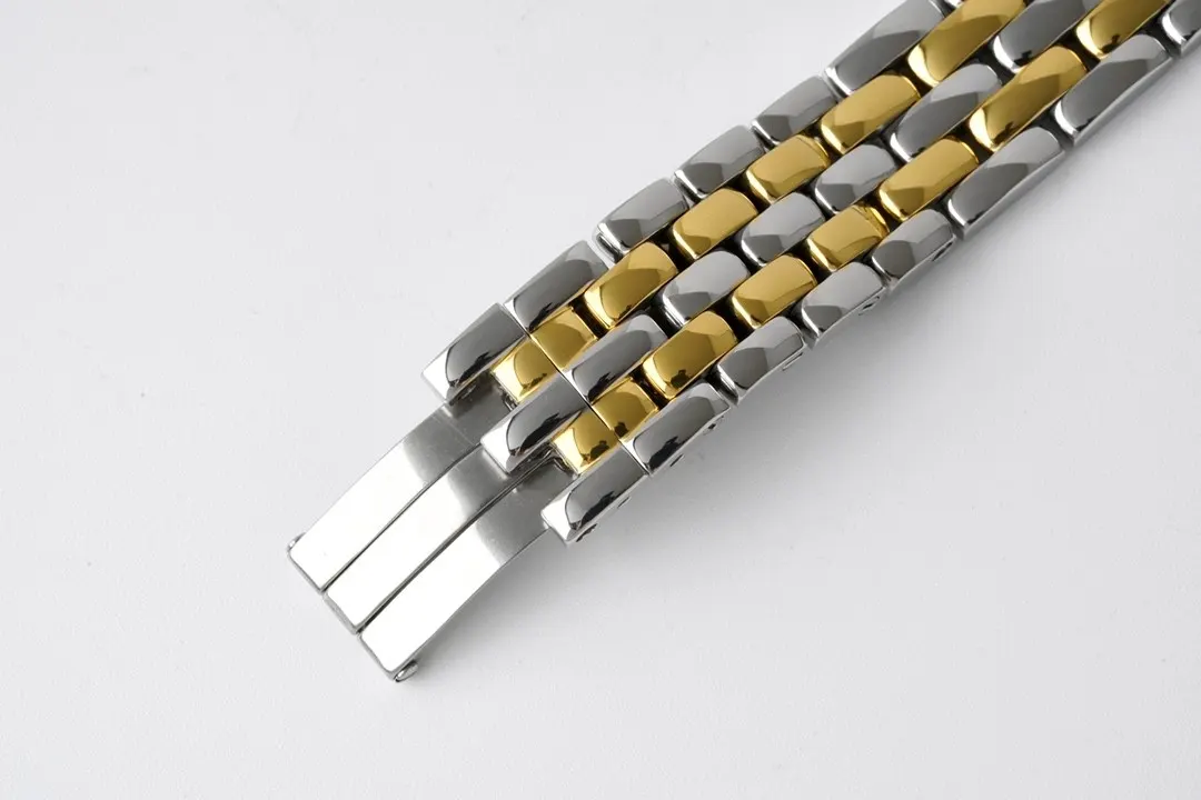 Cartier 白色 蓝色 手表 经典腕表款