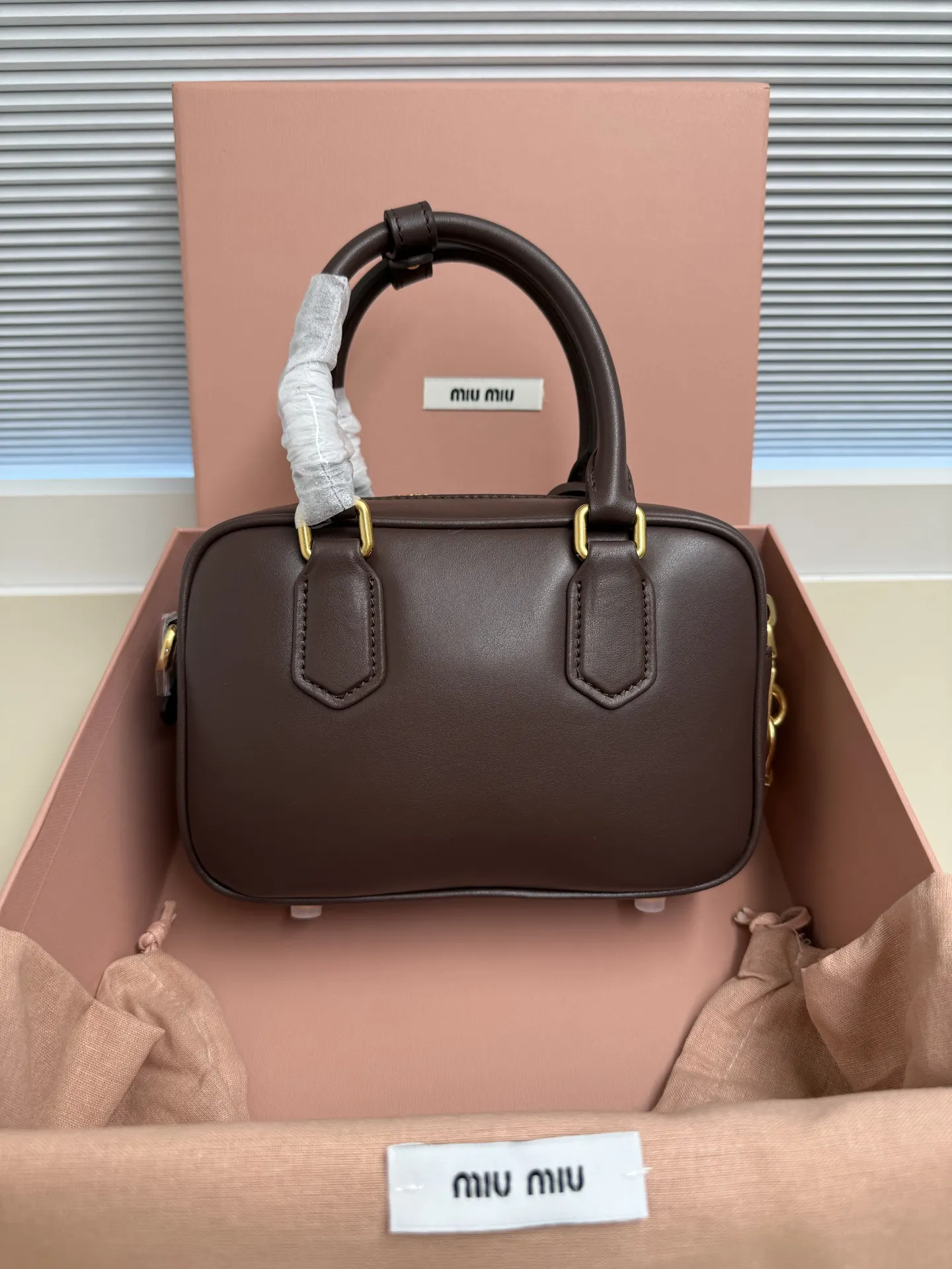 Crossbody Bag Lightweight Leather
