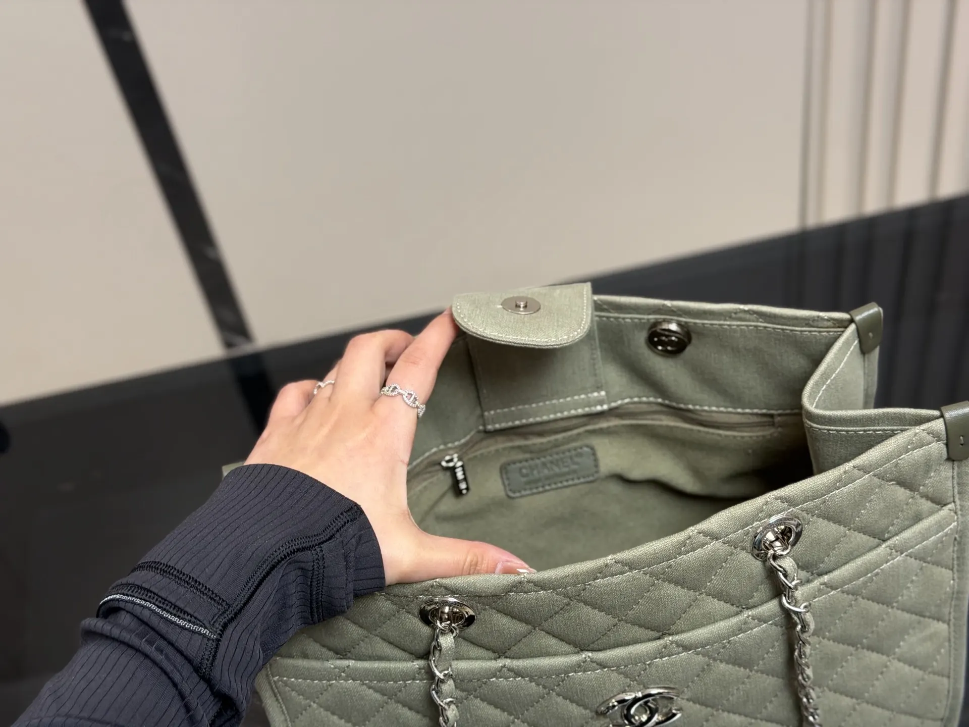 Chanel Tote Bag Vintage