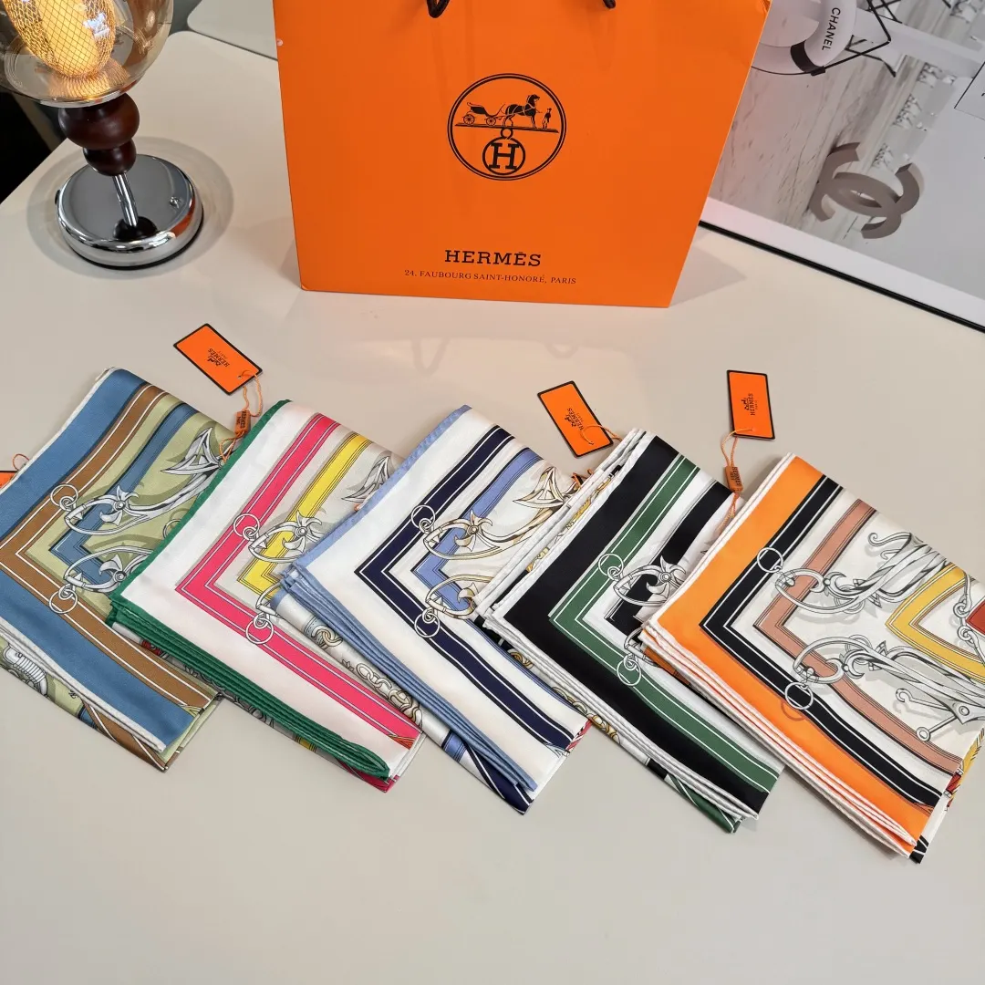 Hermès Scarf
