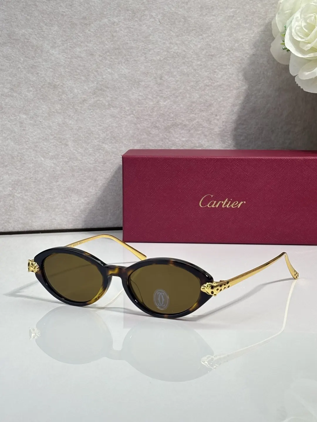 Cartier 墨镜 时尚防晒款 款12