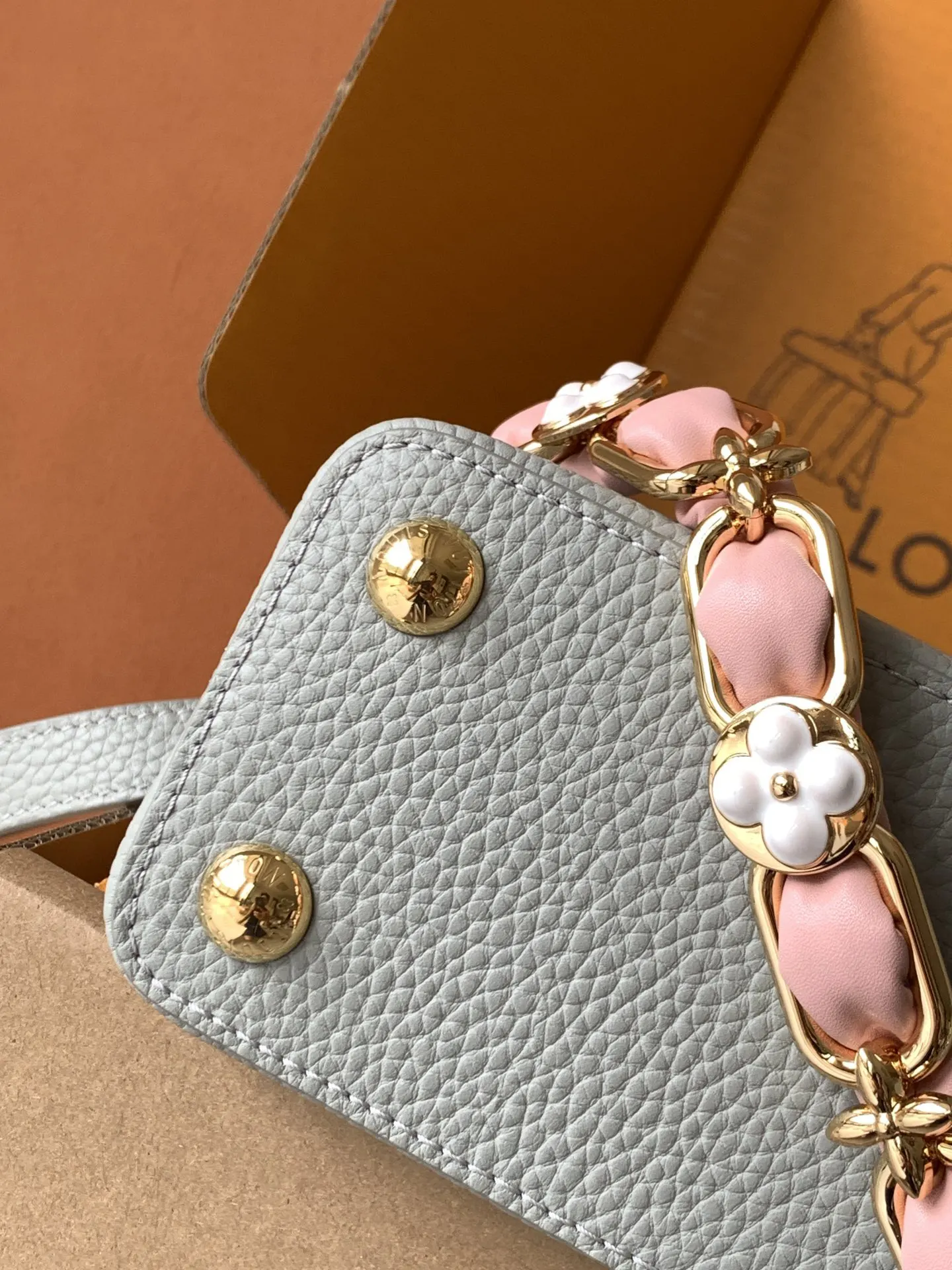 LV 綠色压纹鏈條手提包 小號款｜ORBUYBAG 嵐奢包高端時尚精品