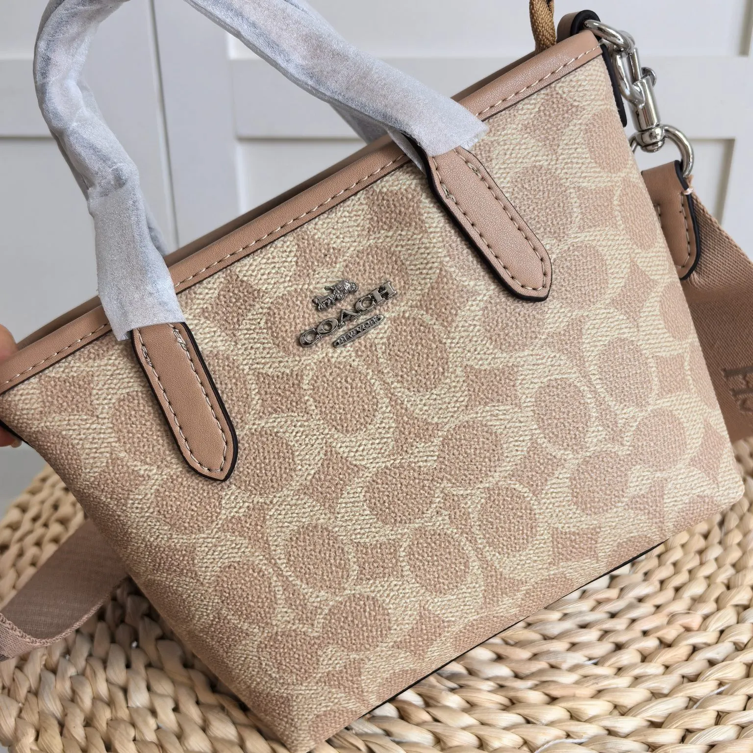 Coach 女mini city托 托特包 大容量托特款