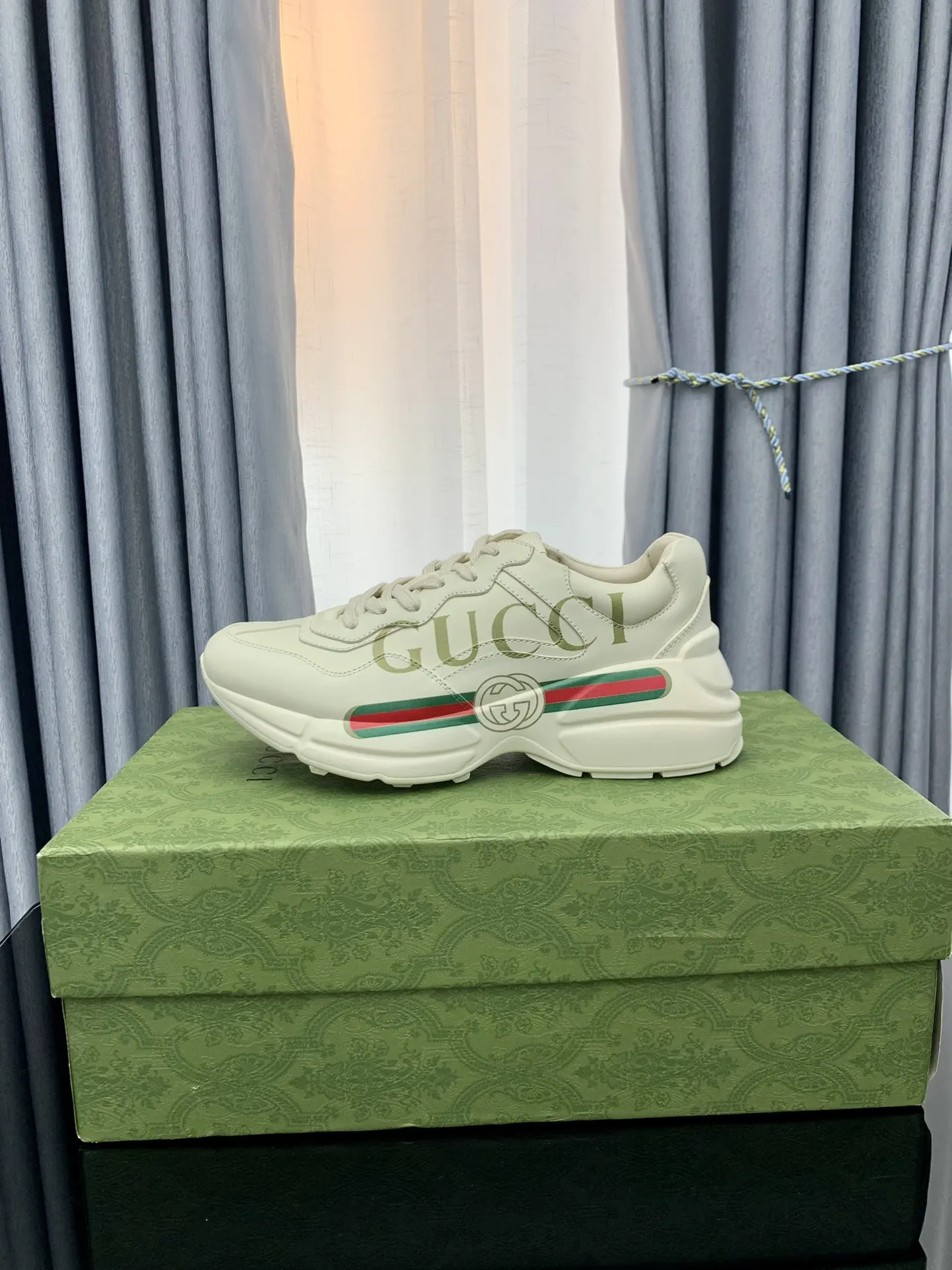 Gucci Logo休闲运动鞋
