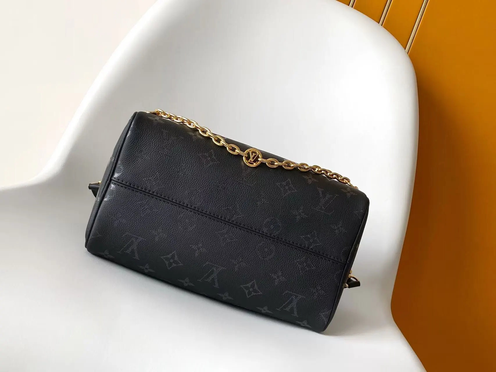 LV Speedy 黑色 白色 牛皮 收納包 旅行收納款